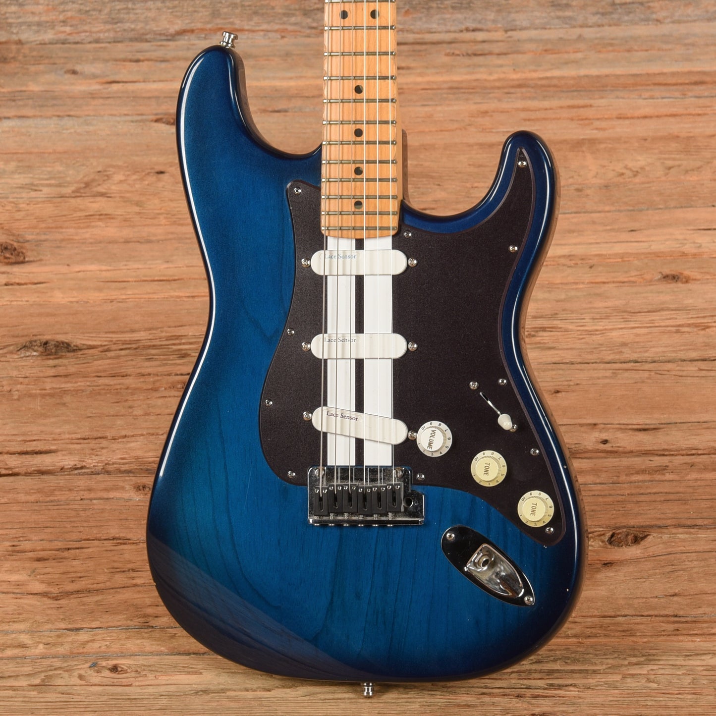 Fender Stratocaster Plus Blue Frost 1992 Electric Guitars / Solid Body