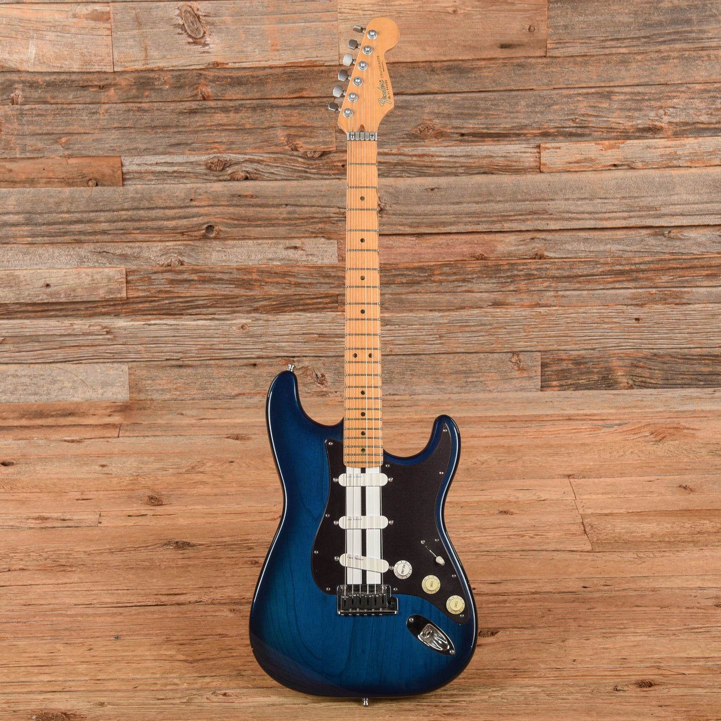 Fender Stratocaster Plus Blue Frost 1992 Electric Guitars / Solid Body