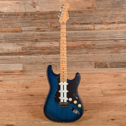 Fender Stratocaster Plus Blue Frost 1992 Electric Guitars / Solid Body