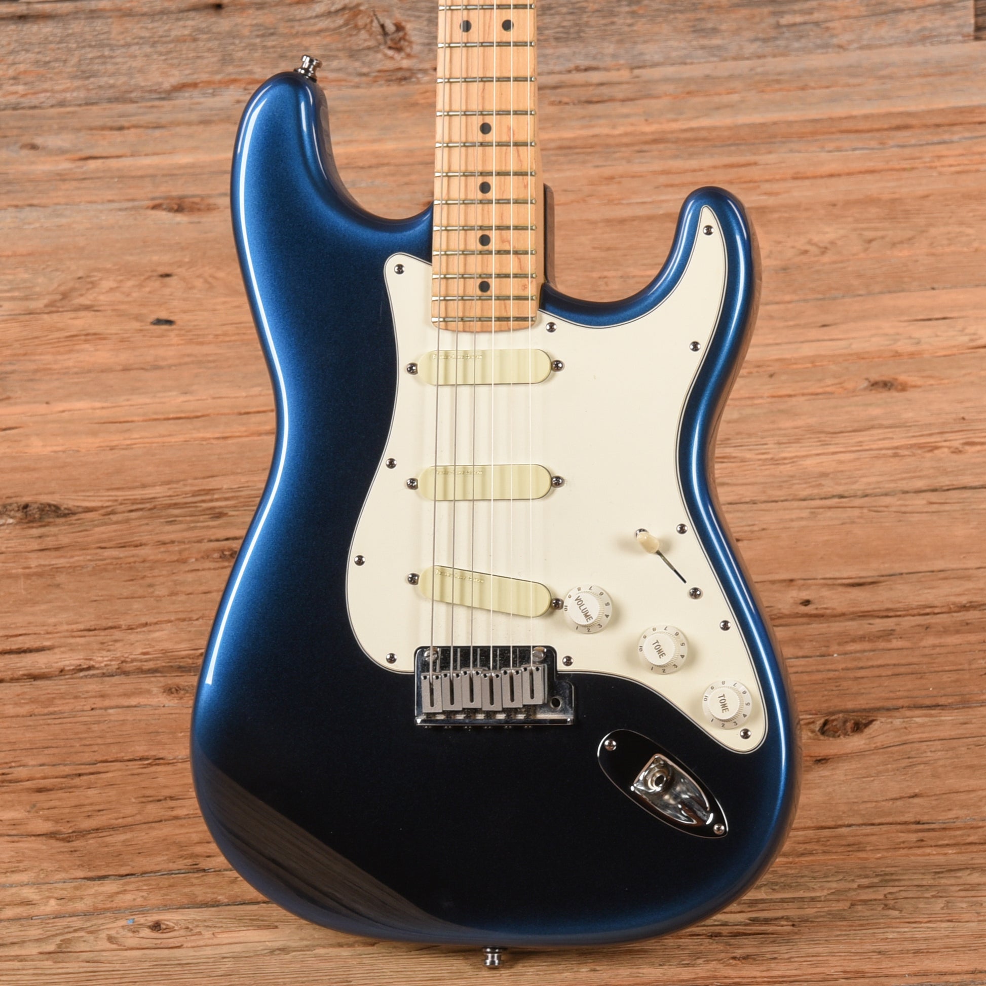 Fender Stratocaster Plus Blue Pearl Burst 1993 Electric Guitars / Solid Body