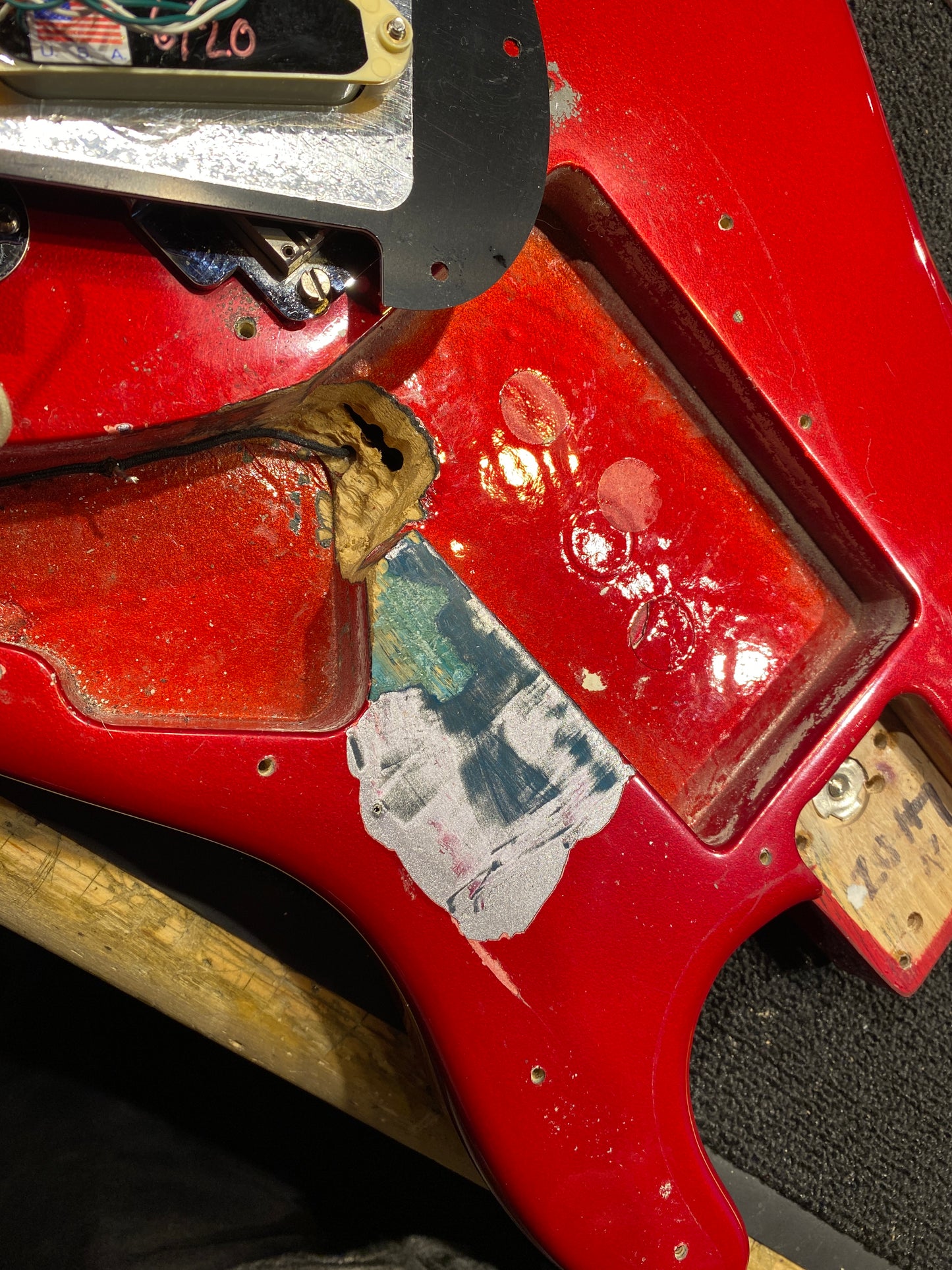 Fender Stratocaster Plus Candy Apple Red 1991 Electric Guitars / Solid Body