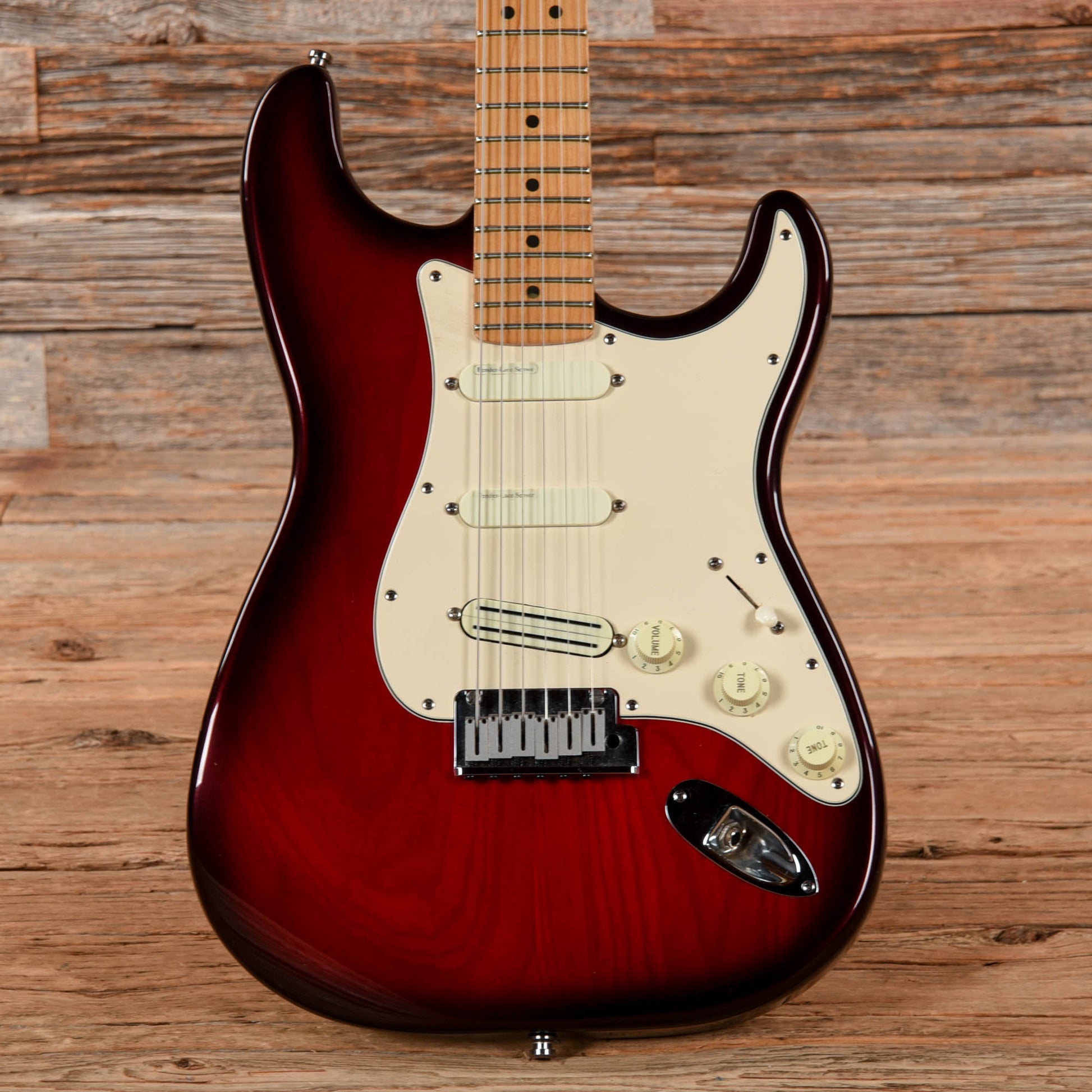 Fender Stratocaster Plus Crimson Burst Electric Guitars / Solid Body