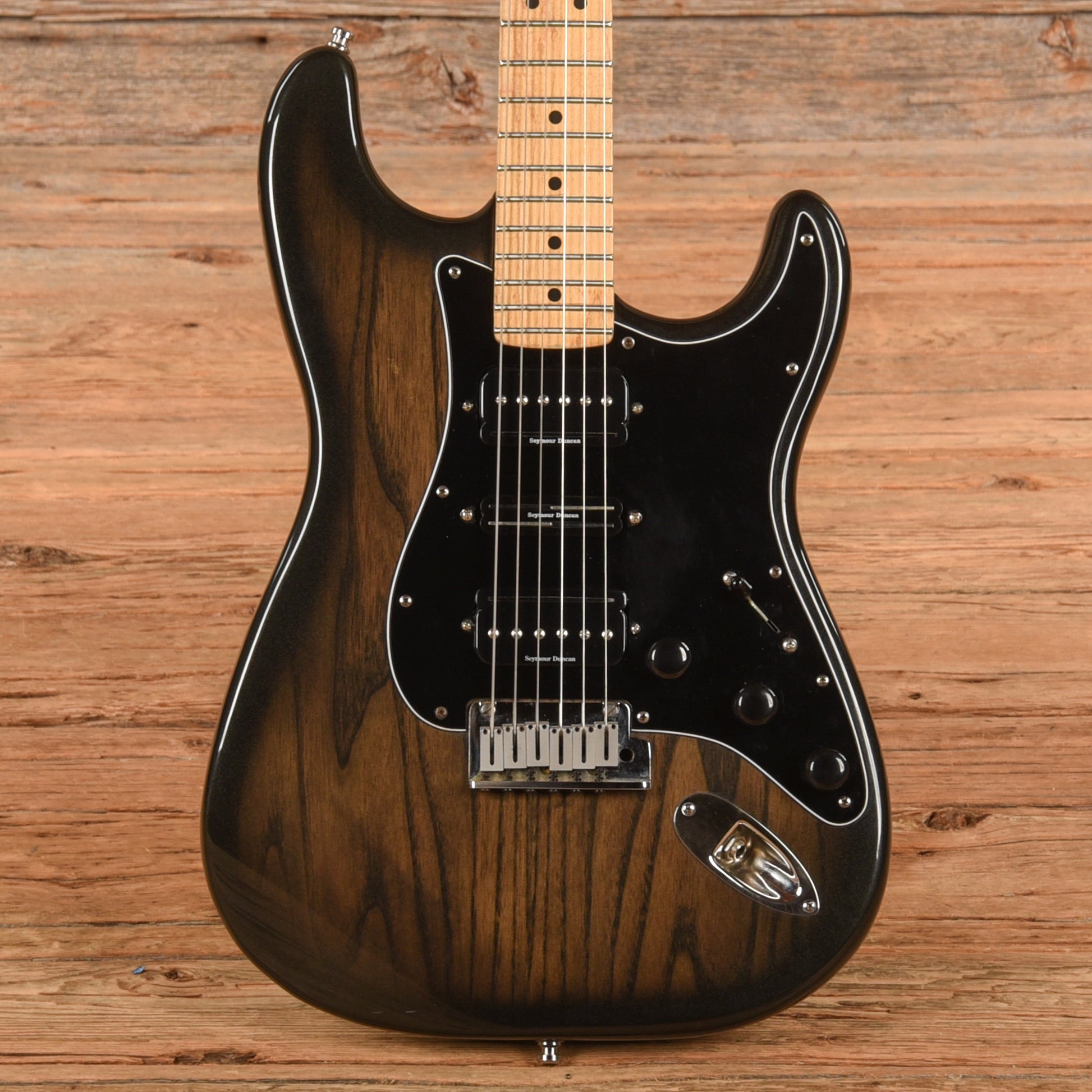 Fender Stratocaster Plus Ebony Frost 1991 Electric Guitars / Solid Body