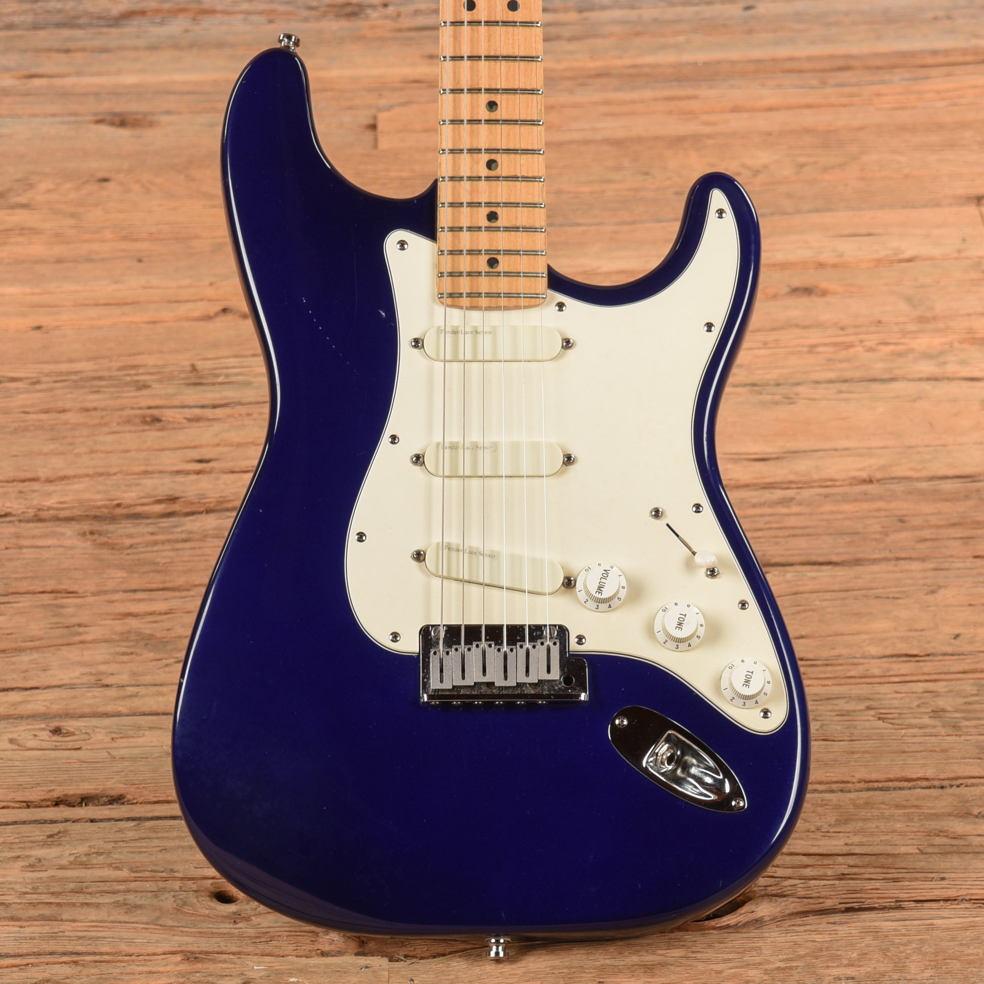 Fender Stratocaster Plus Midnight Blue 1993 Electric Guitars / Solid Body