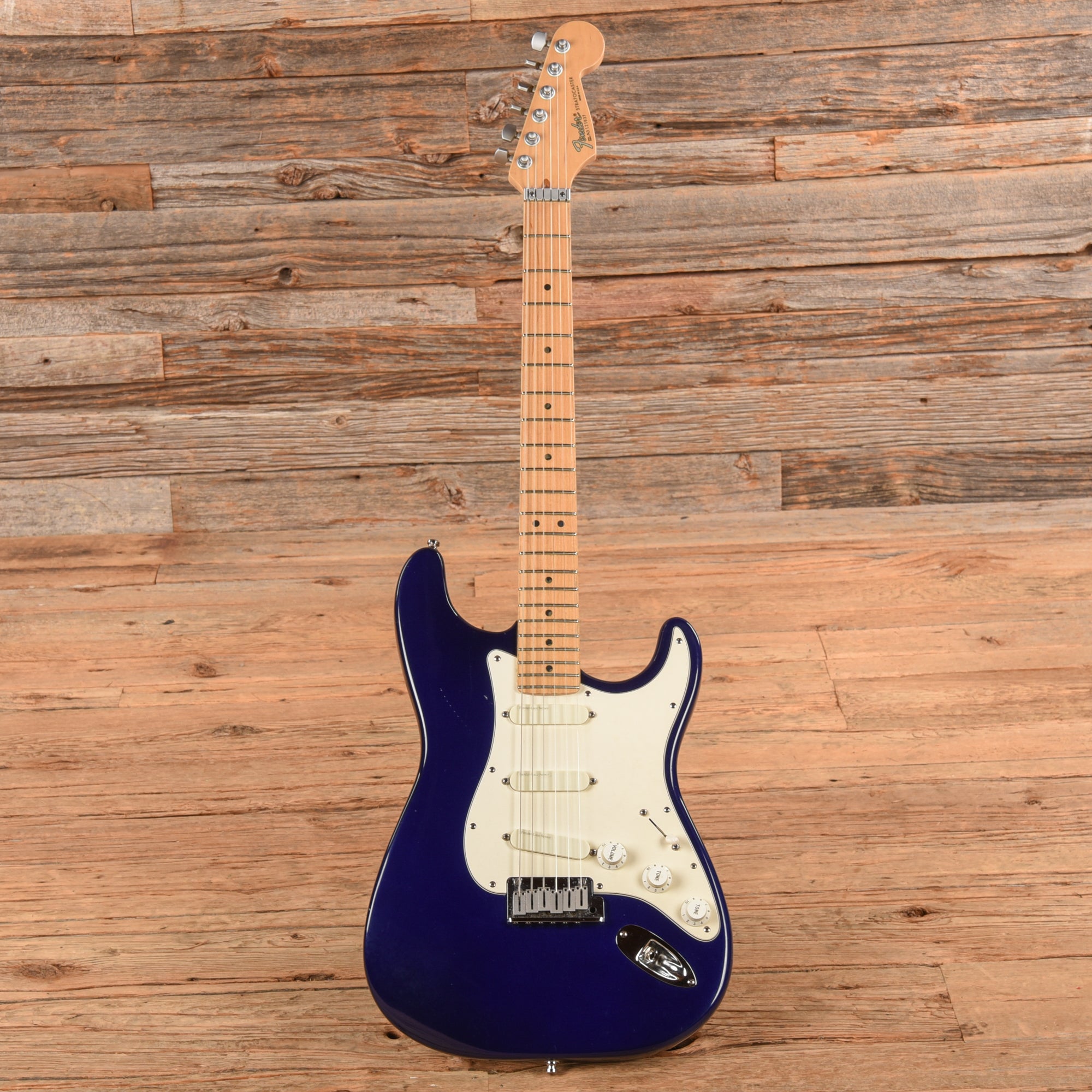 Fender Stratocaster Plus Midnight Blue 1993 – Chicago Music Exchange