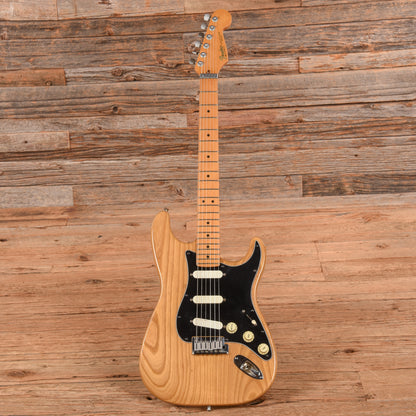 Fender Stratocaster Plus Natural 1999 Electric Guitars / Solid Body
