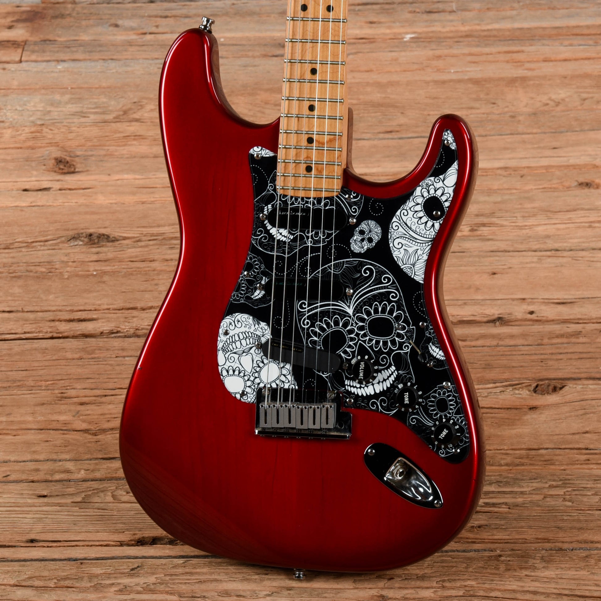 Fender Stratocaster Plus Red Burst 1995 Electric Guitars / Solid Body