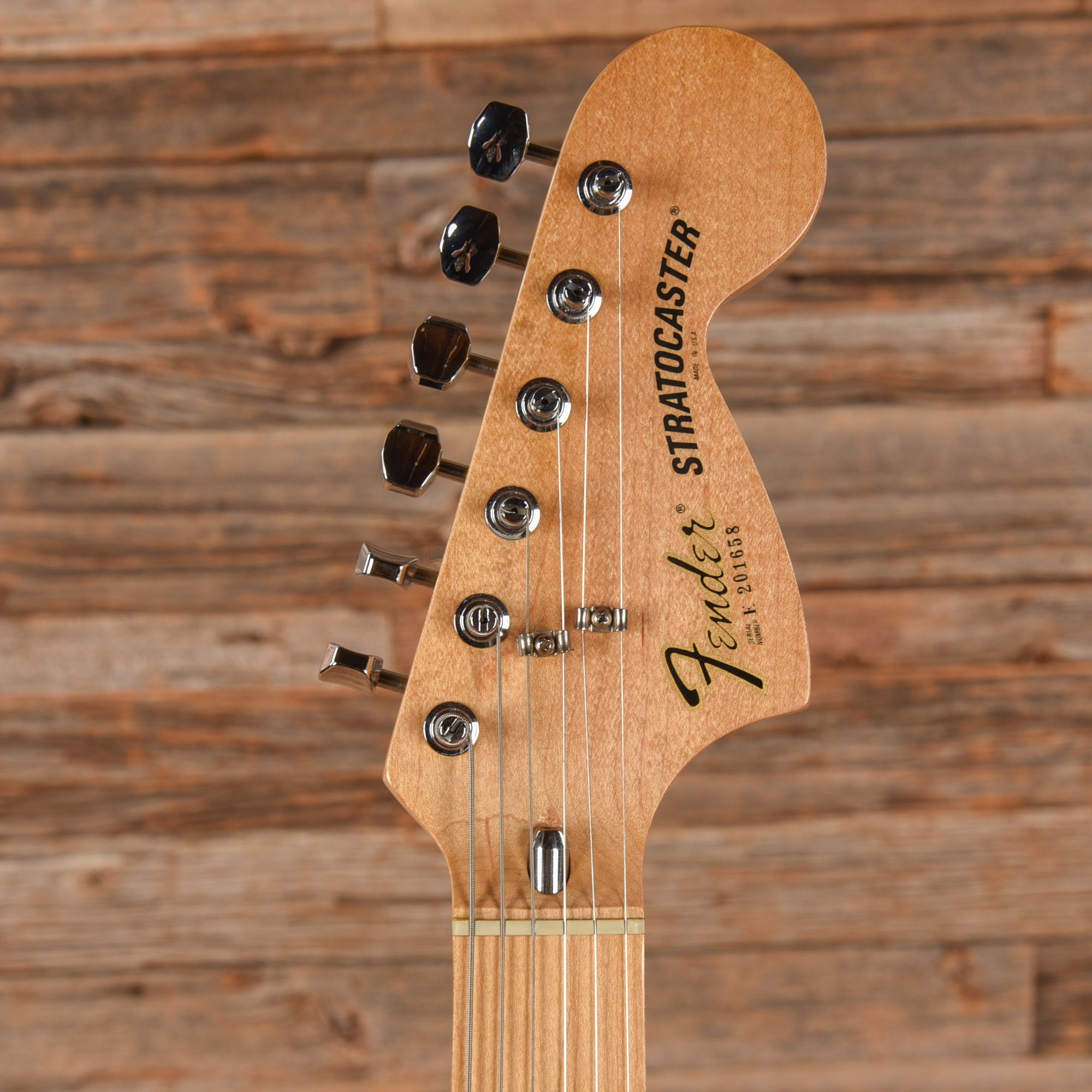 Fender Stratocaster Red 1982 Electric Guitars / Solid Body