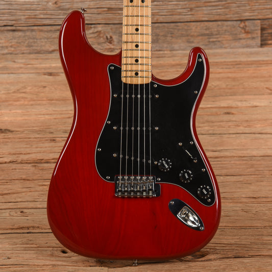 Fender Stratocaster Red 1982 Electric Guitars / Solid Body