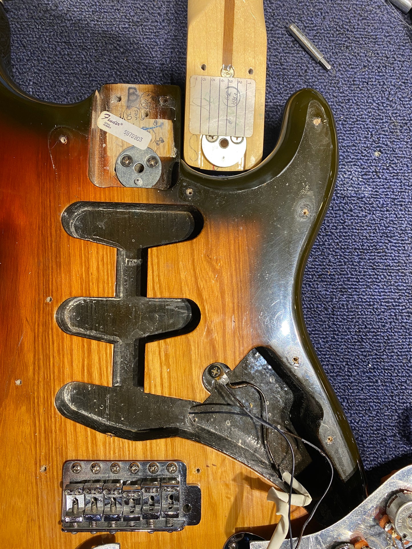 Fender Stratocaster Sienna Sunburst 1981 Electric Guitars / Solid Body