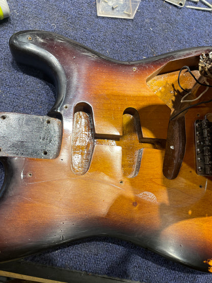 Fender Stratocaster Sunburst 1957 Electric Guitars / Solid Body