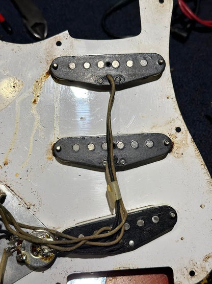 Fender Stratocaster Sunburst 1958 Electric Guitars / Solid Body