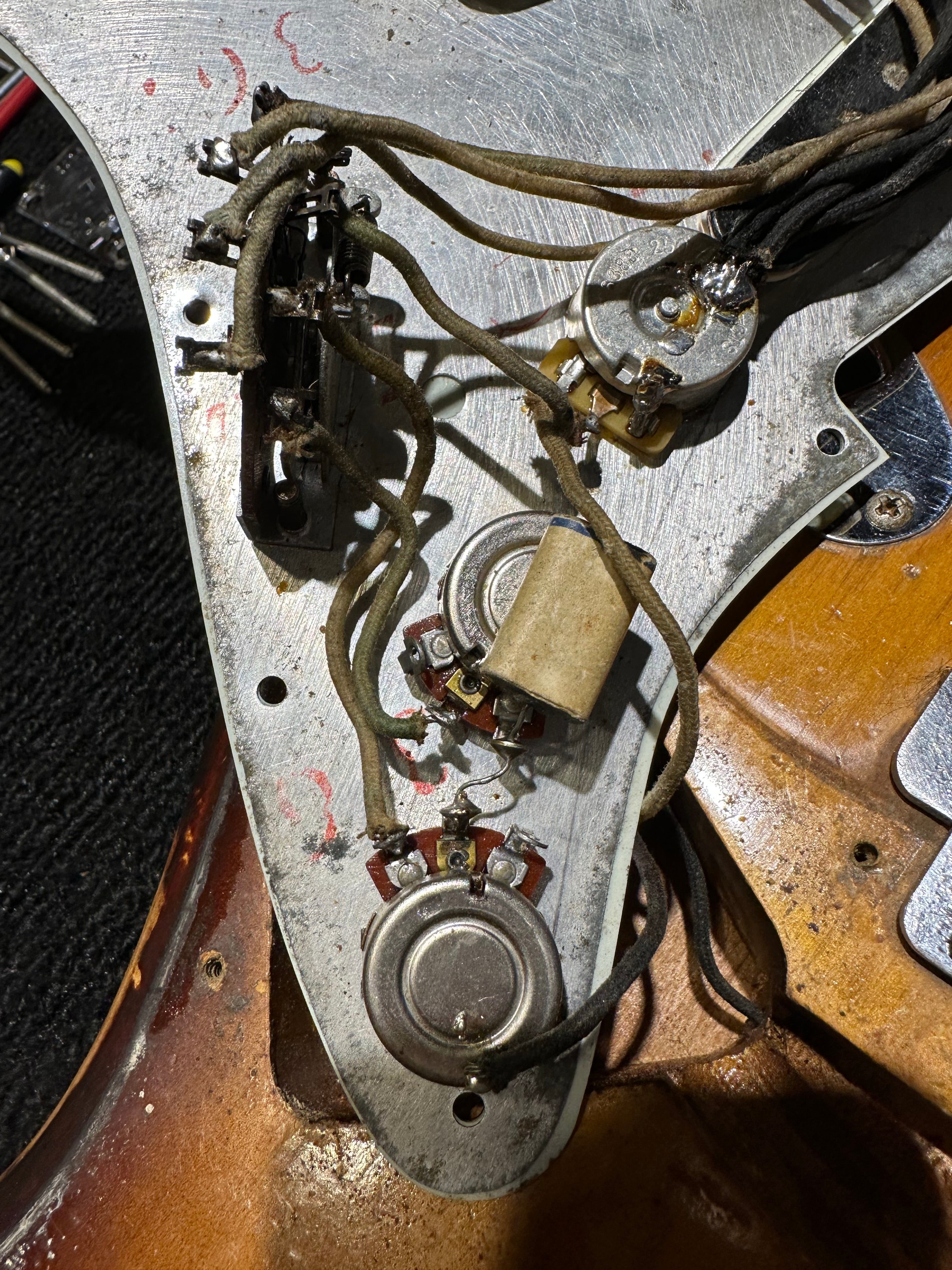 Fender Stratocaster Sunburst 1959 Electric Guitars / Solid Body
