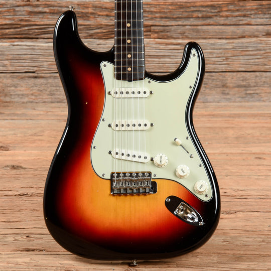 Fender Stratocaster Sunburst 1963 Electric Guitars / Solid Body