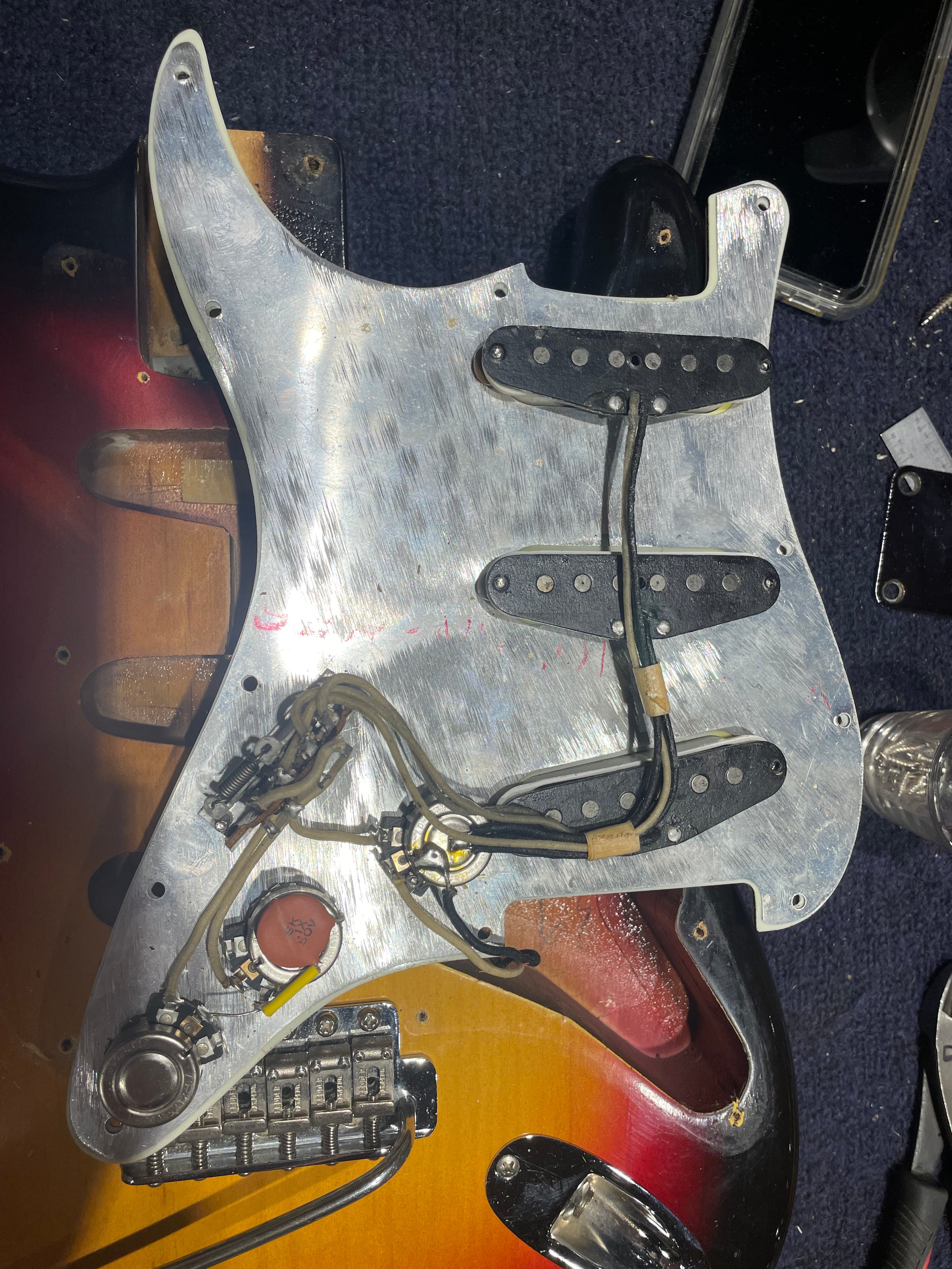 Fender Stratocaster Sunburst 1963 Electric Guitars / Solid Body