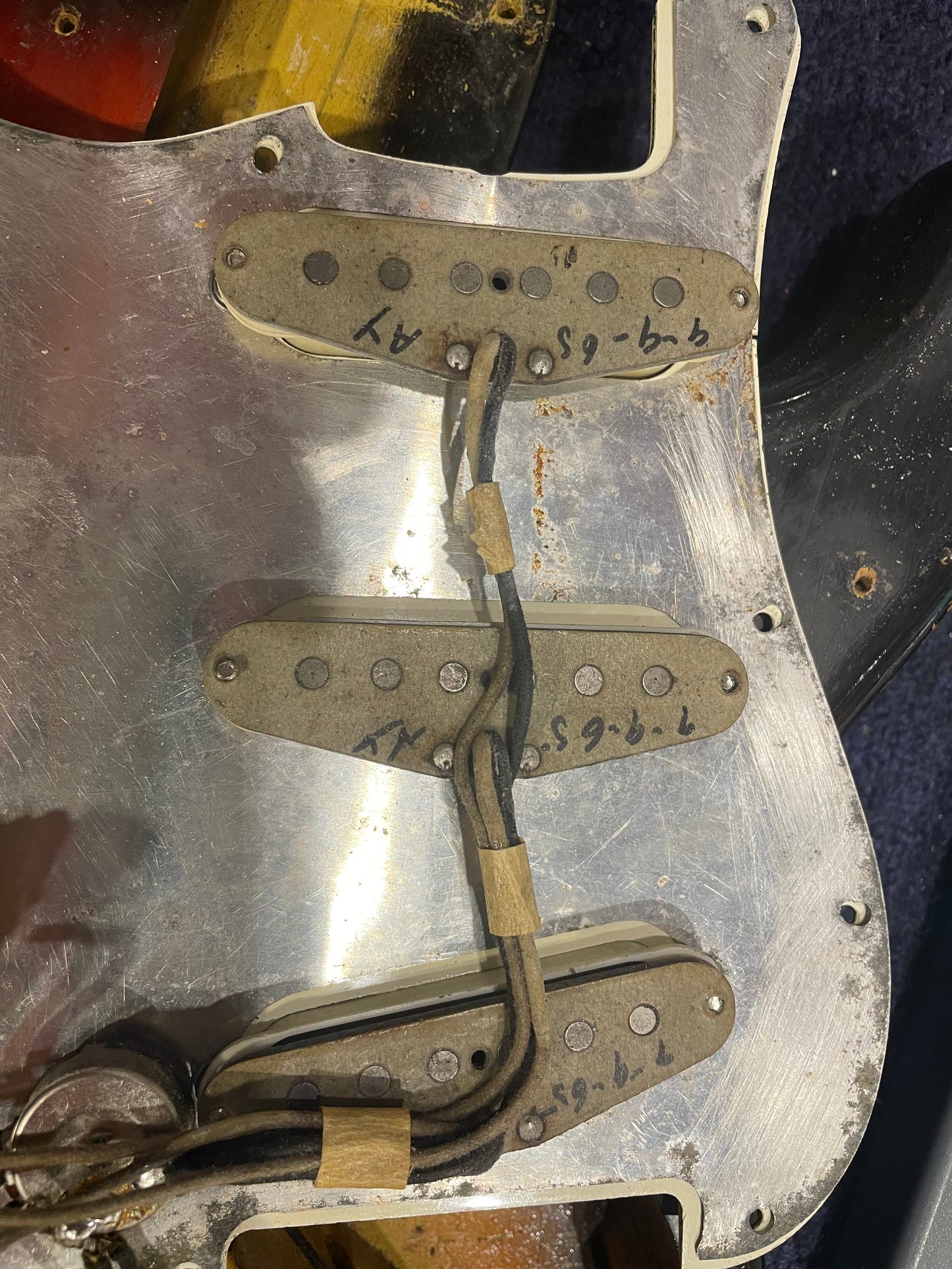 Fender Stratocaster Sunburst 1965 Electric Guitars / Solid Body