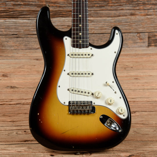 Fender Stratocaster Sunburst 1966 Electric Guitars / Solid Body