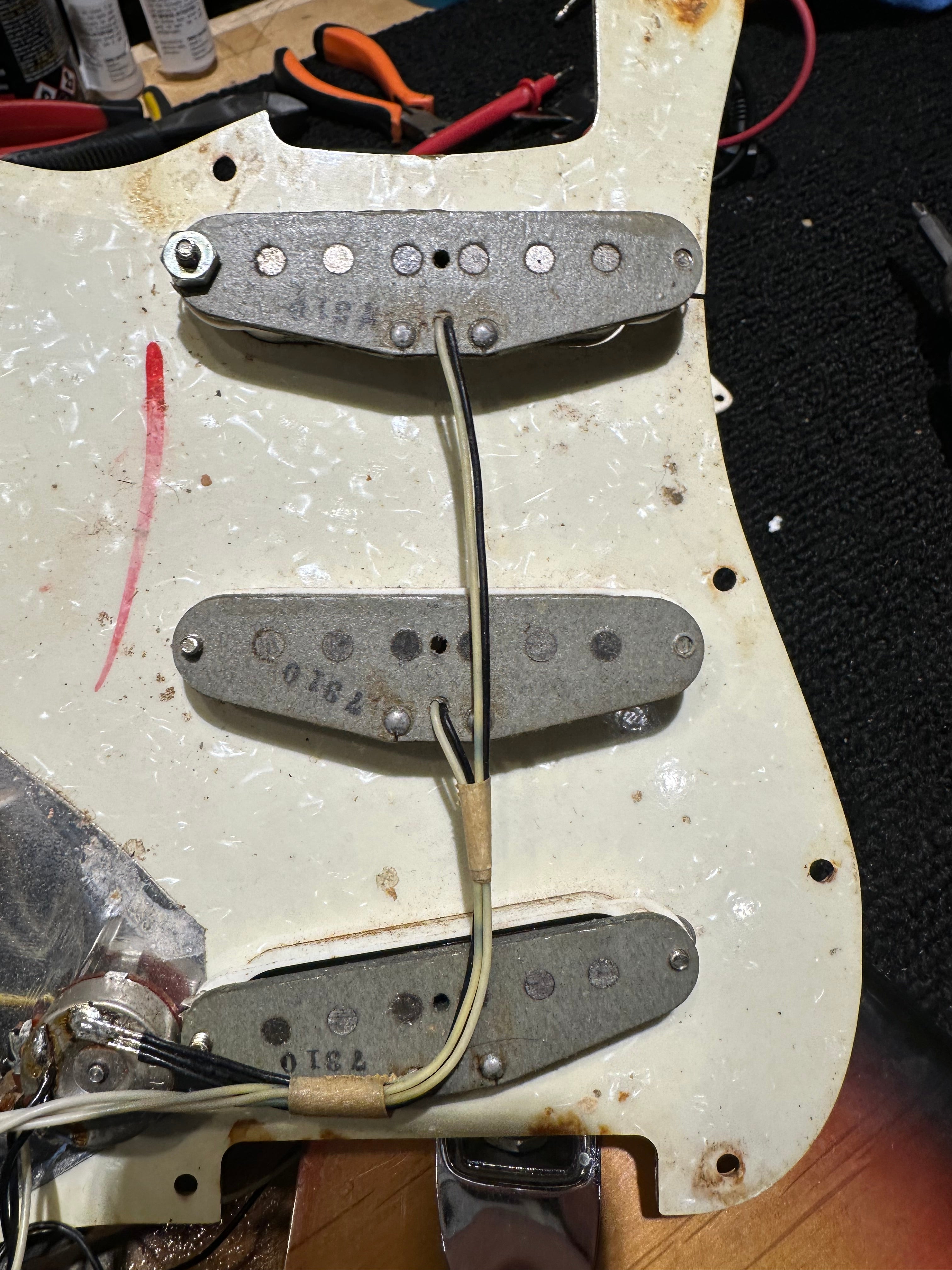 Fender Stratocaster Sunburst 1970 Electric Guitars / Solid Body