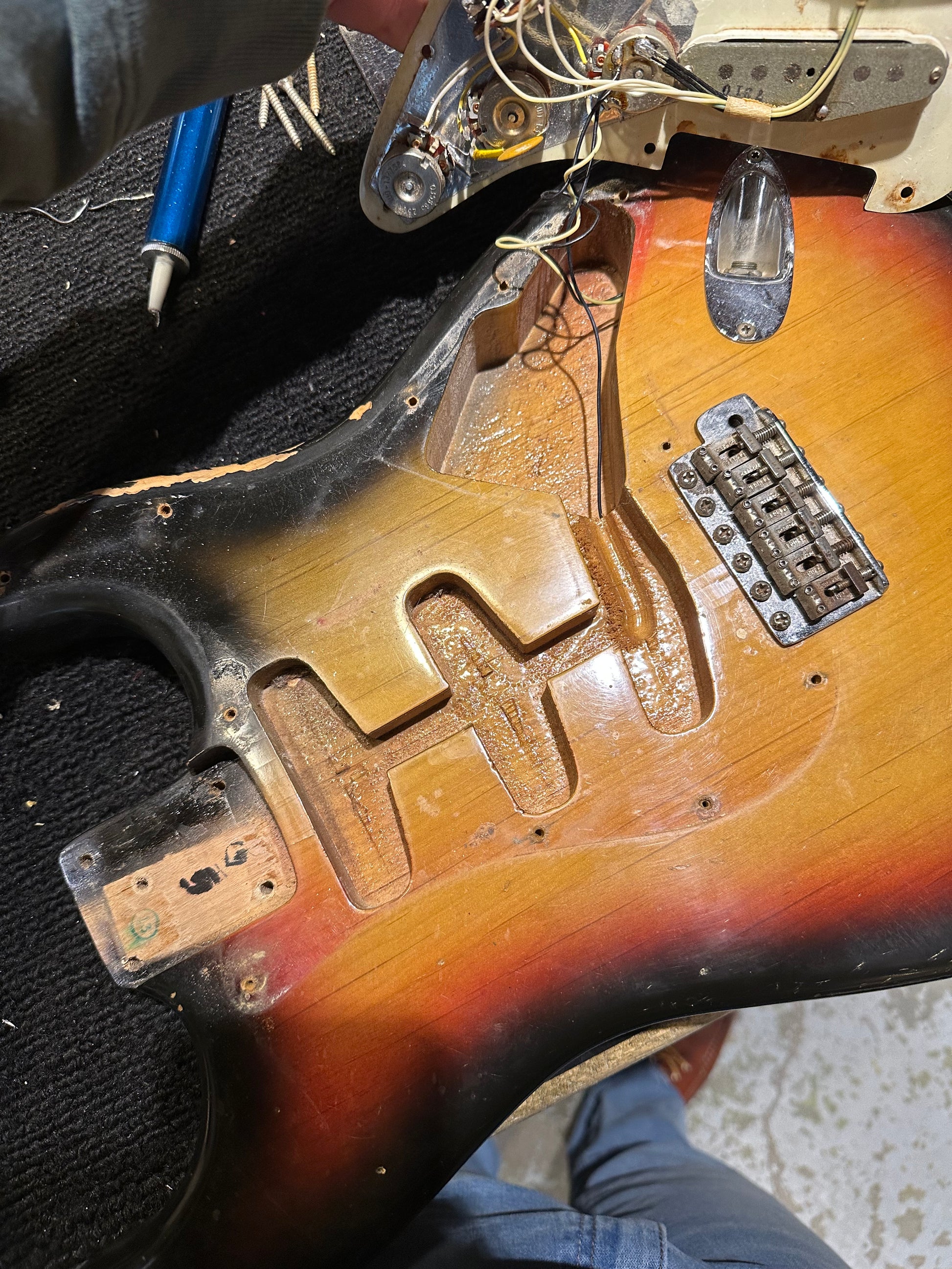 Fender Stratocaster Sunburst 1970 Electric Guitars / Solid Body