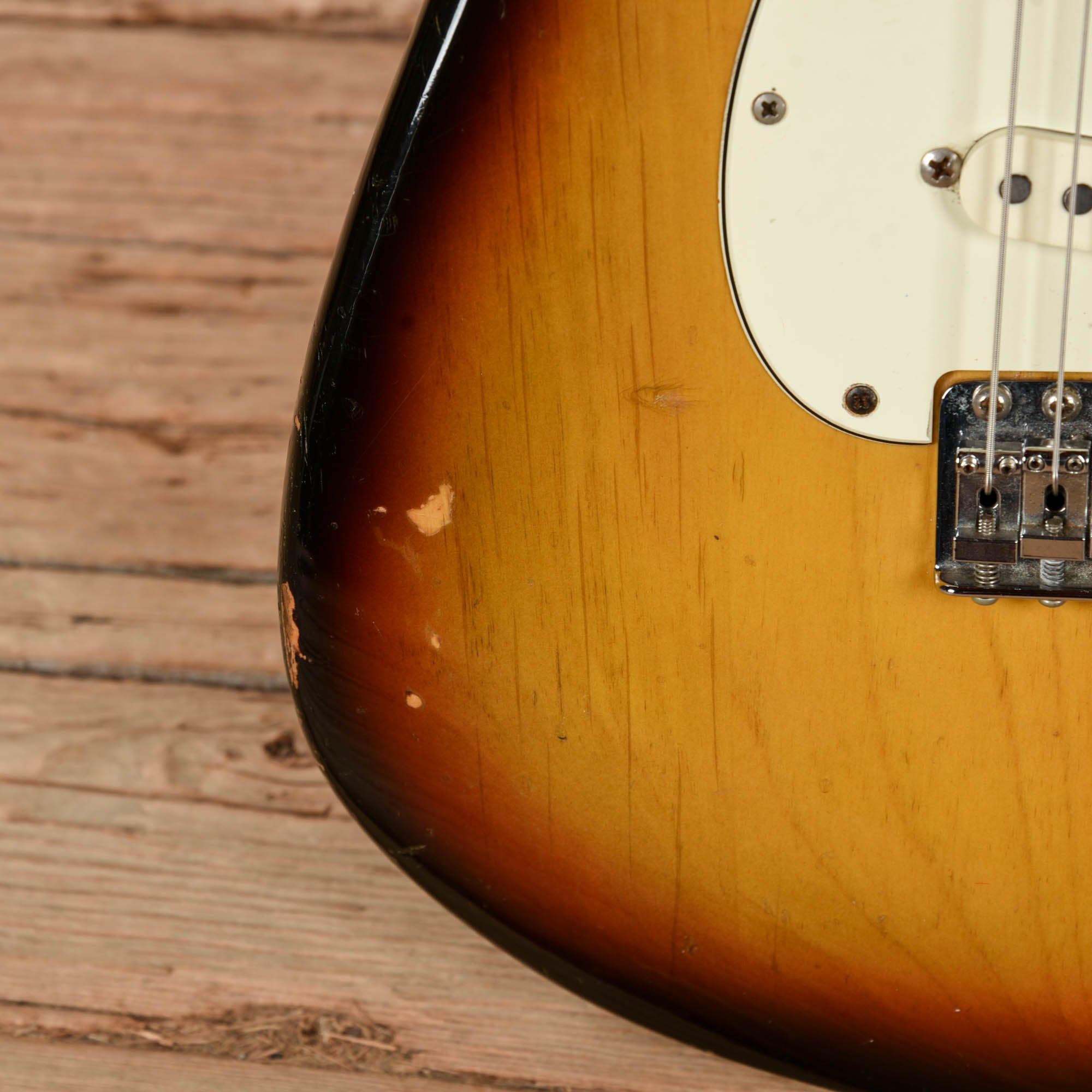 Fender Stratocaster Sunburst 1973 Electric Guitars / Solid Body