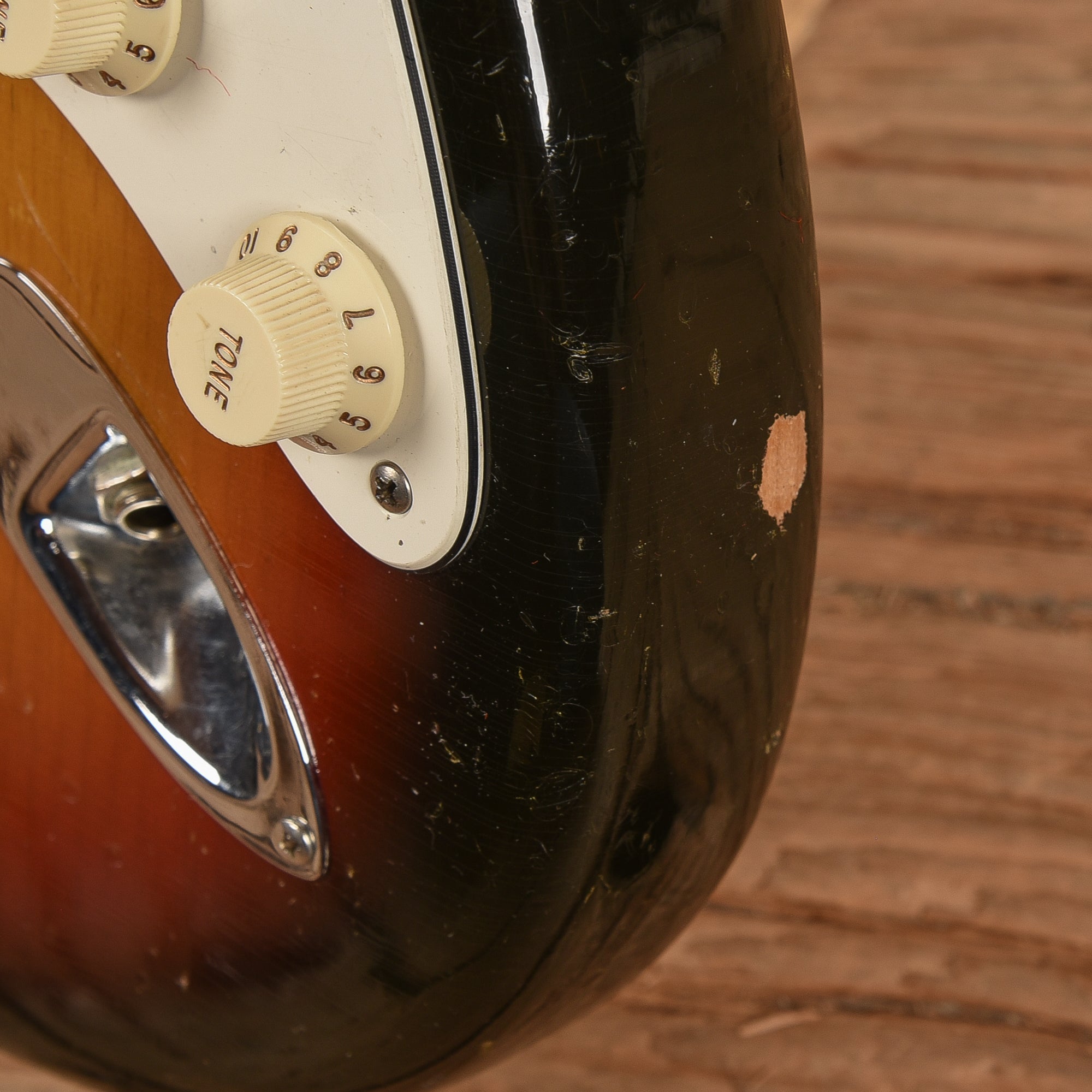 Fender Stratocaster Sunburst 1974 Electric Guitars / Solid Body