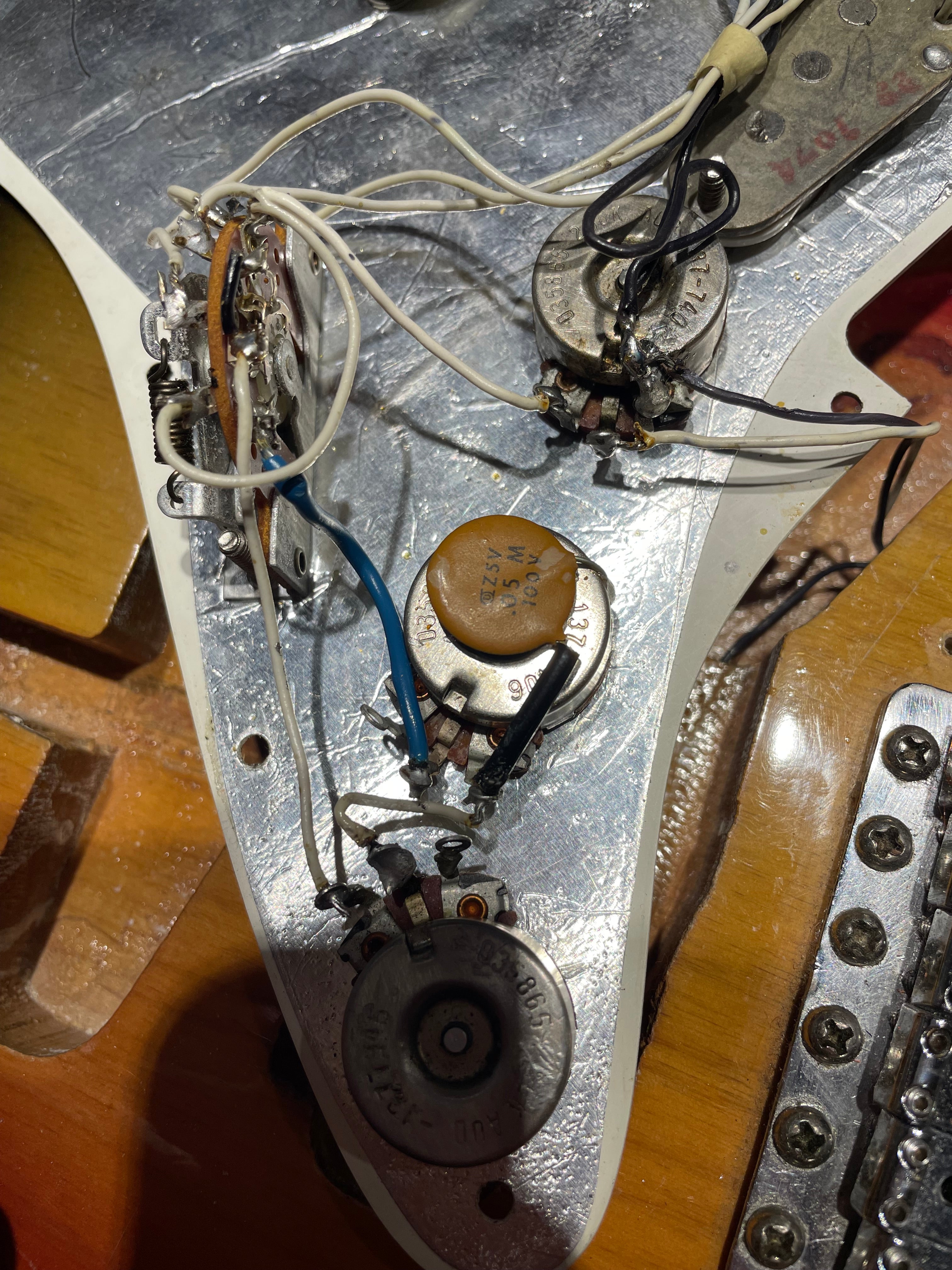 Fender Stratocaster Sunburst 1974 Electric Guitars / Solid Body