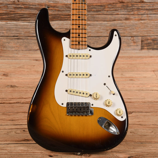 Fender Stratocaster Sunburst Refin 1957 Electric Guitars / Solid Body