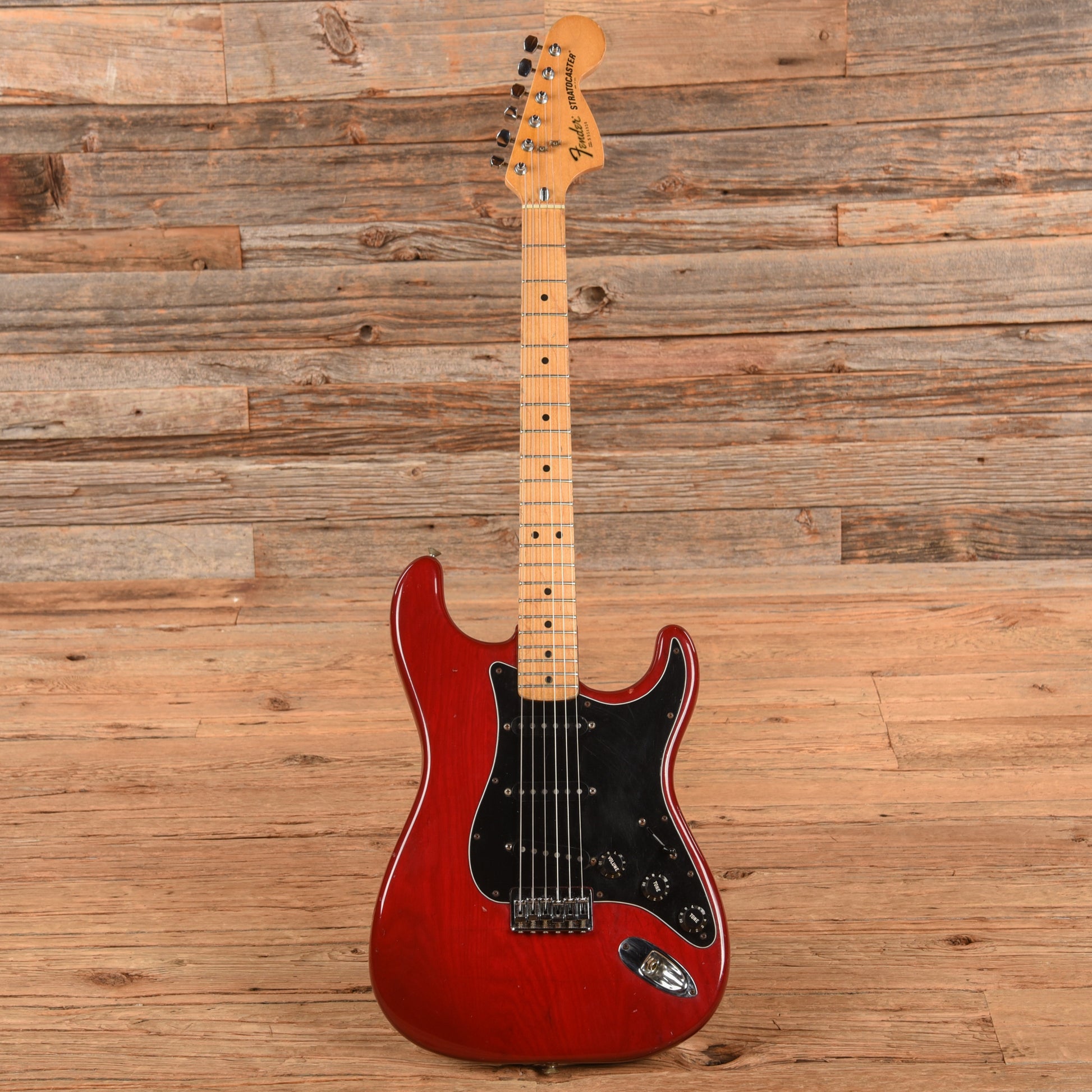 Fender Stratocaster Transparent Red 1981 Electric Guitars / Solid Body