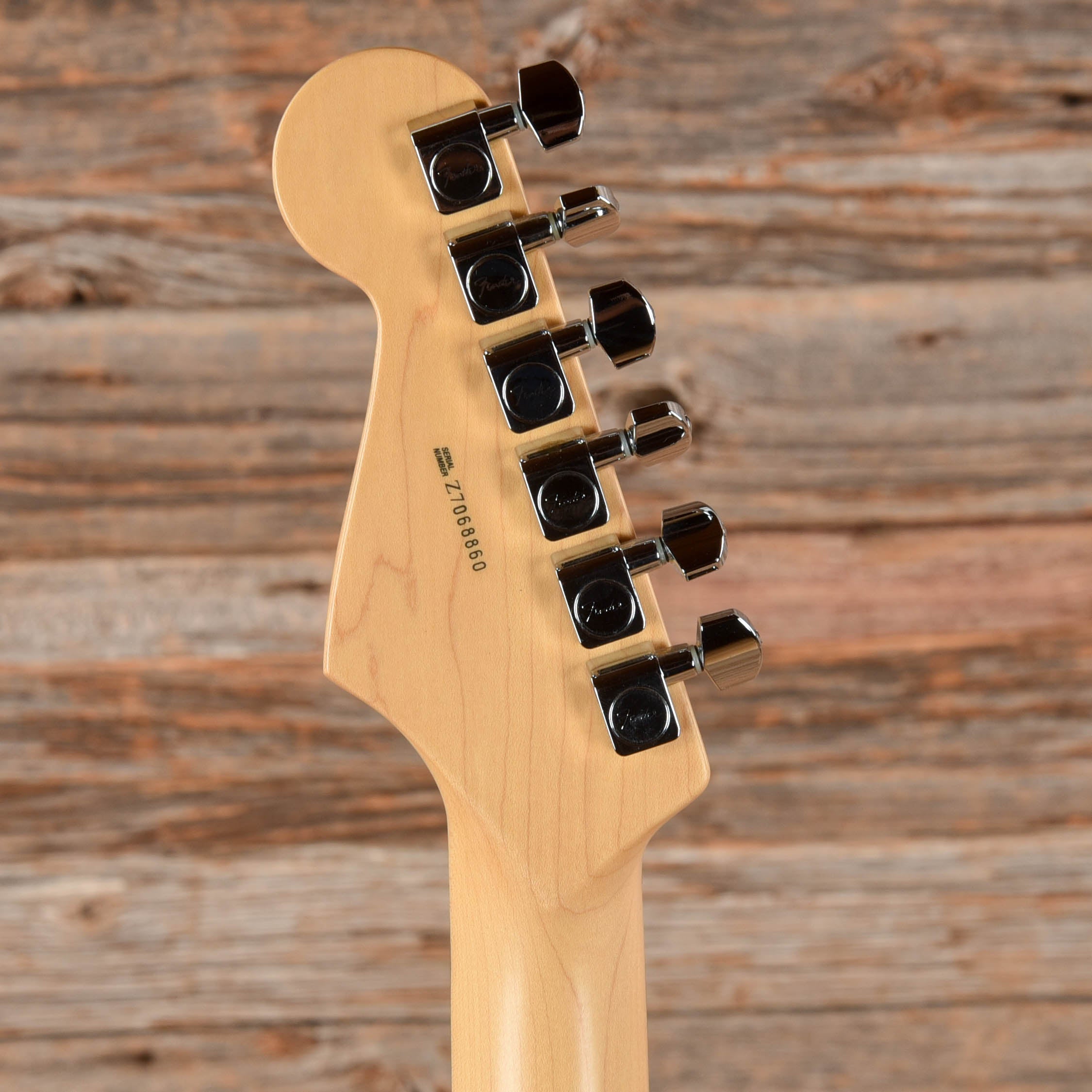Fender Stratocaster VG Sunburst 2007 Electric Guitars / Solid Body