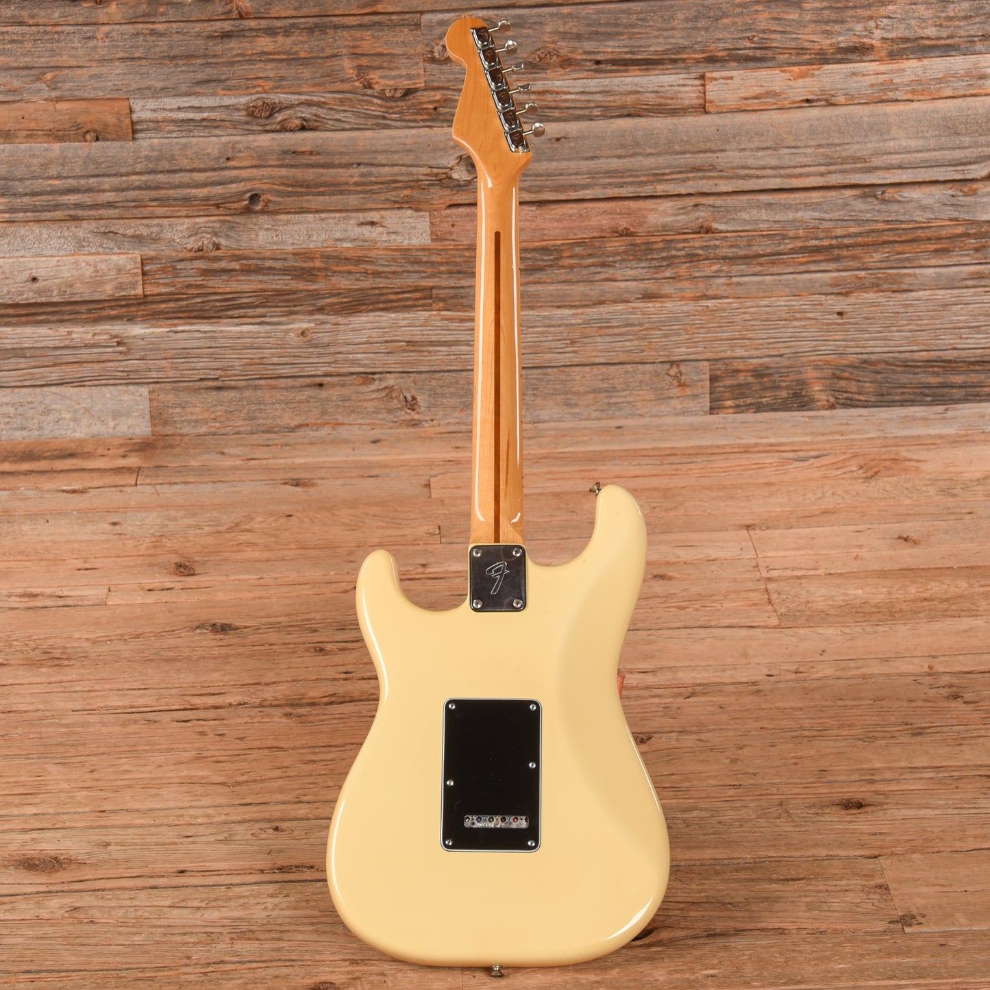 Fender Stratocaster White 1982 Electric Guitars / Solid Body