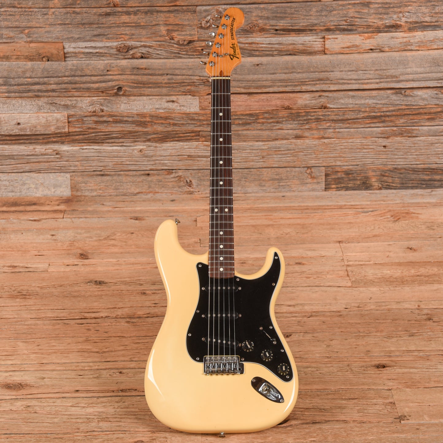 Fender Stratocaster White 1982 Electric Guitars / Solid Body
