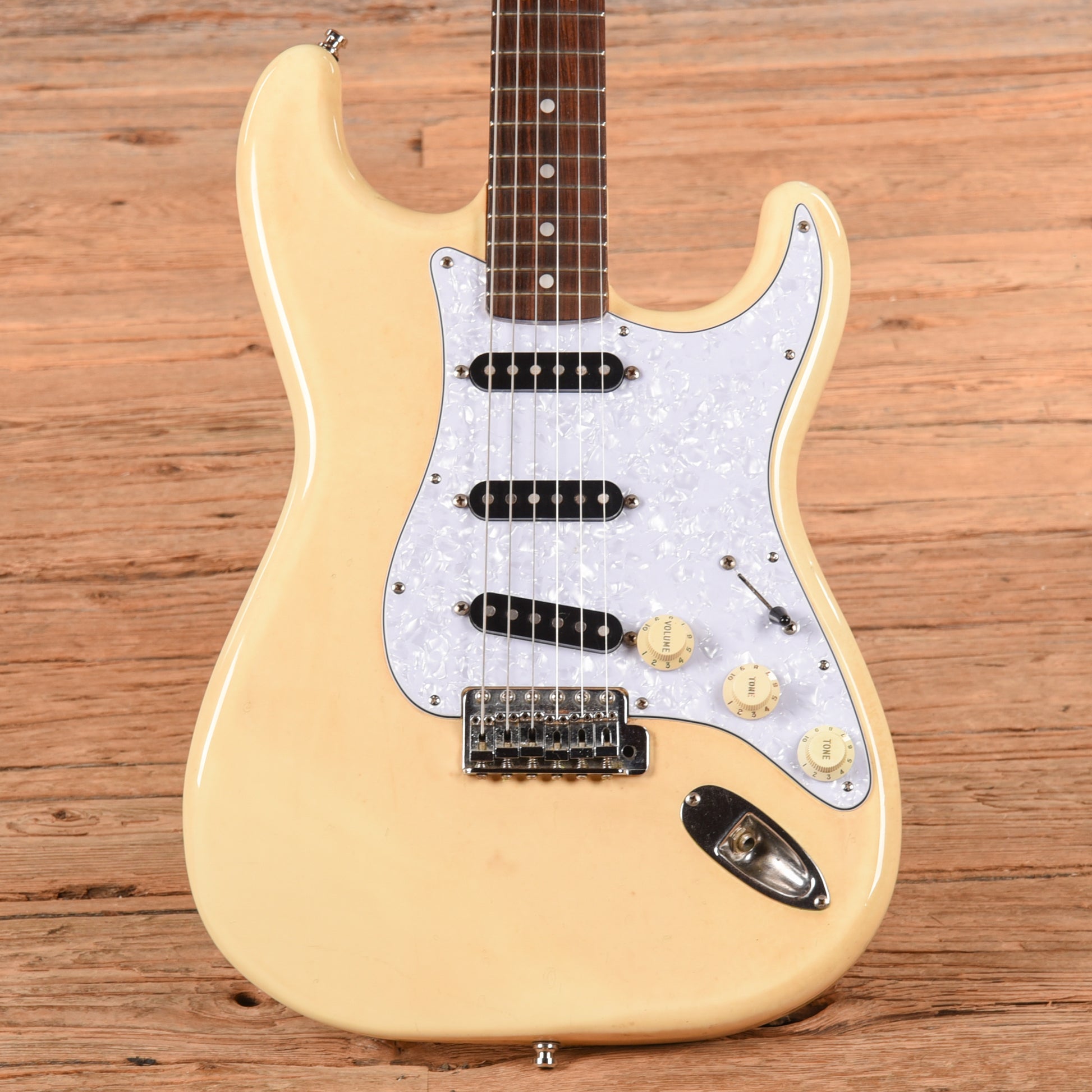 Fender Stratocaster White Electric Guitars / Solid Body