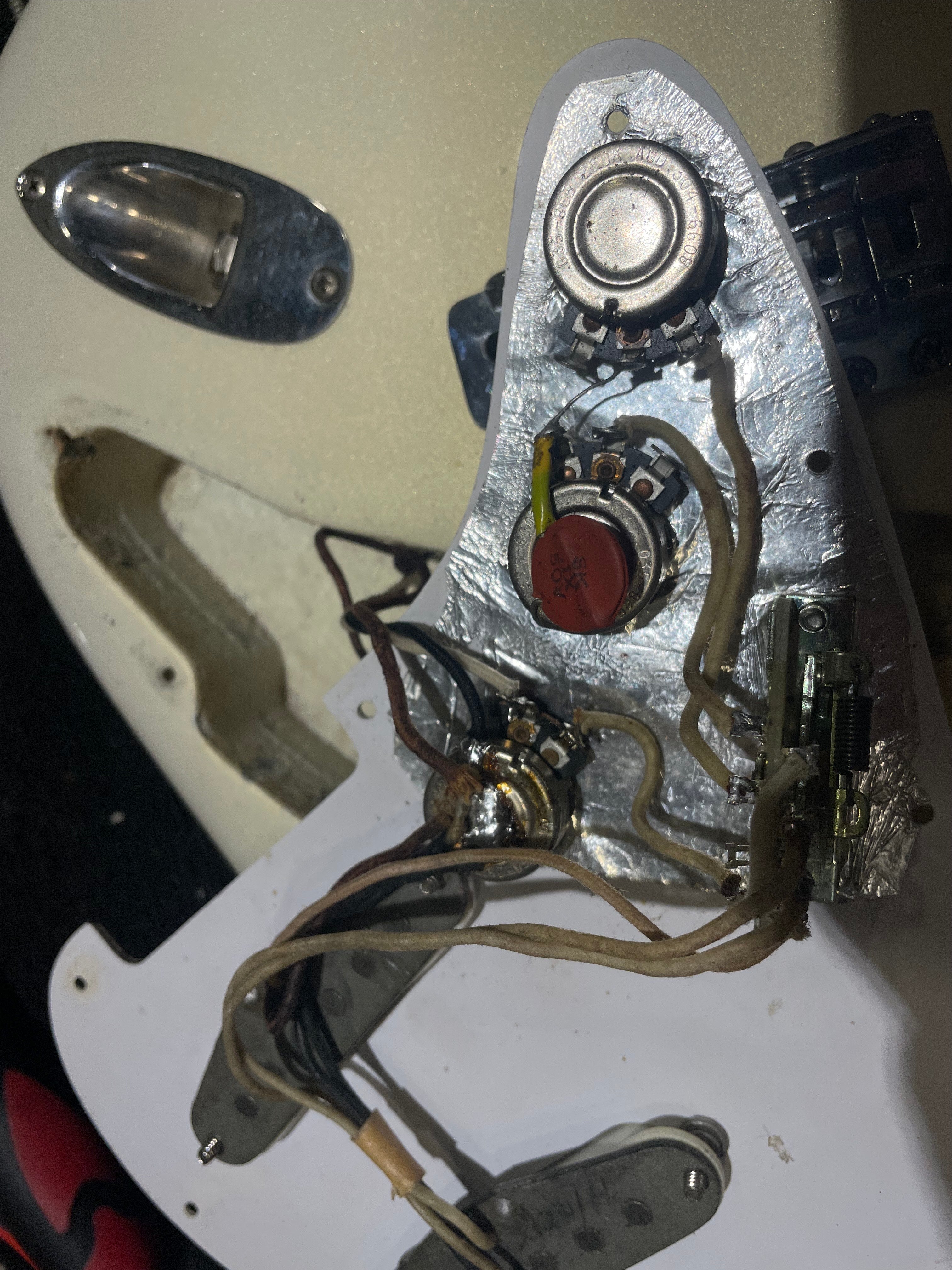 Fender Stratocaster White Pearl 1966 Electric Guitars / Solid Body