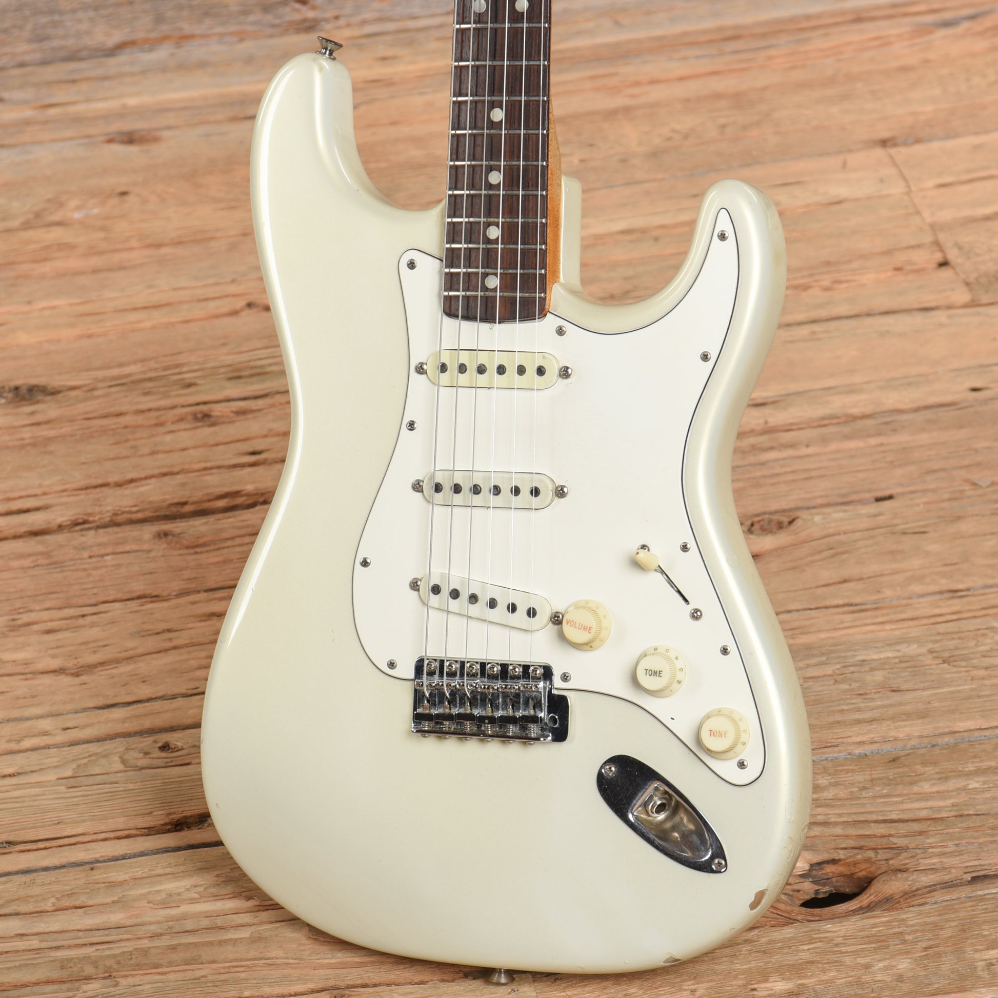 Fender Stratocaster White Pearl 1966 Electric Guitars / Solid Body