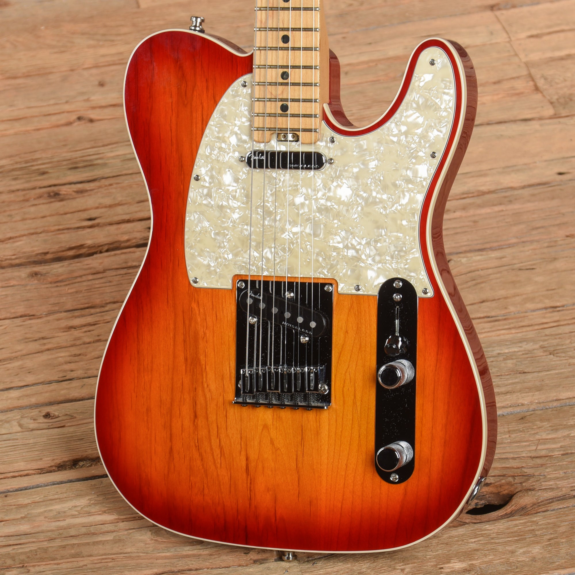 Fender Telecaster Cherry Sunburst 2016 Electric Guitars / Solid Body