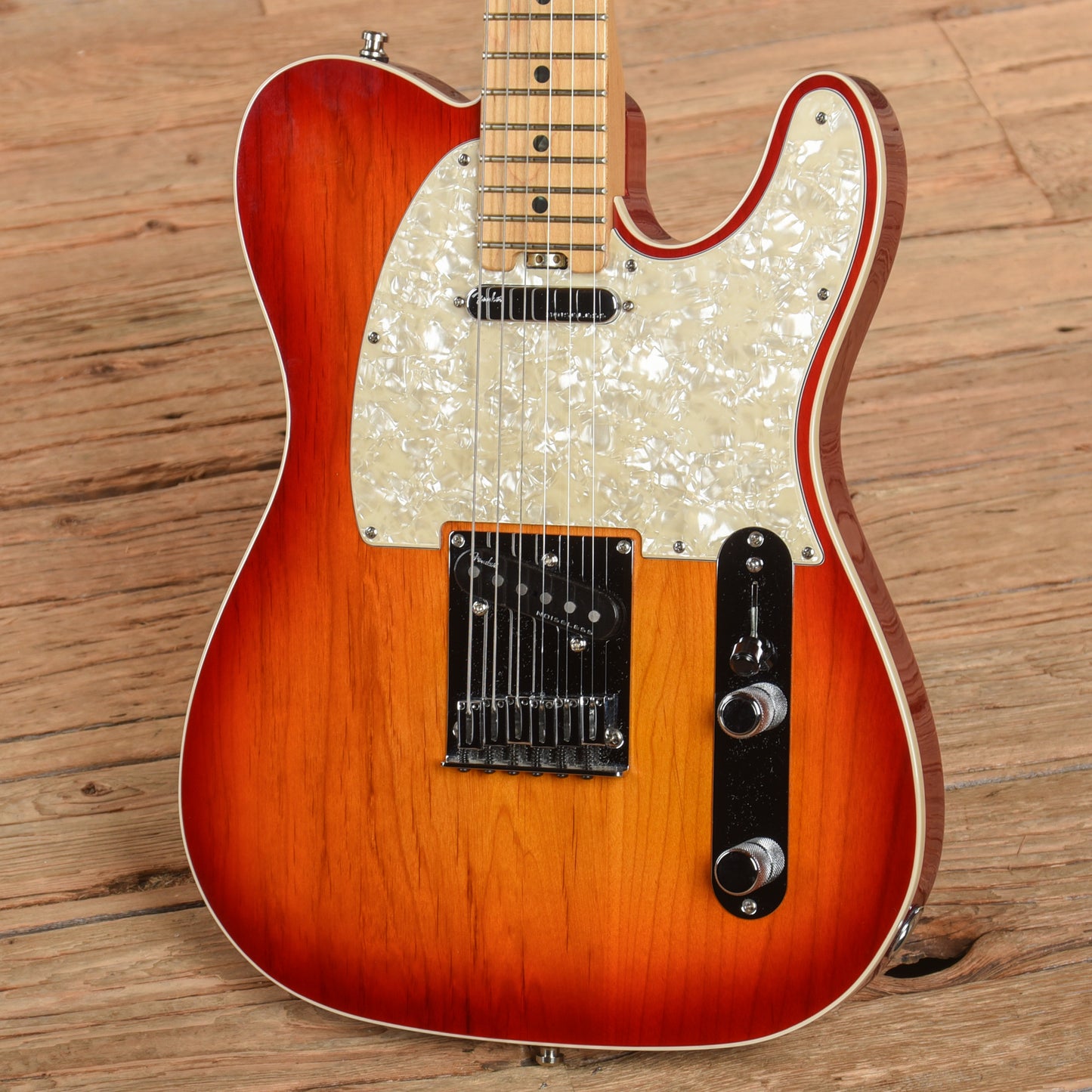 Fender Telecaster Cherry Sunburst 2016 Electric Guitars / Solid Body