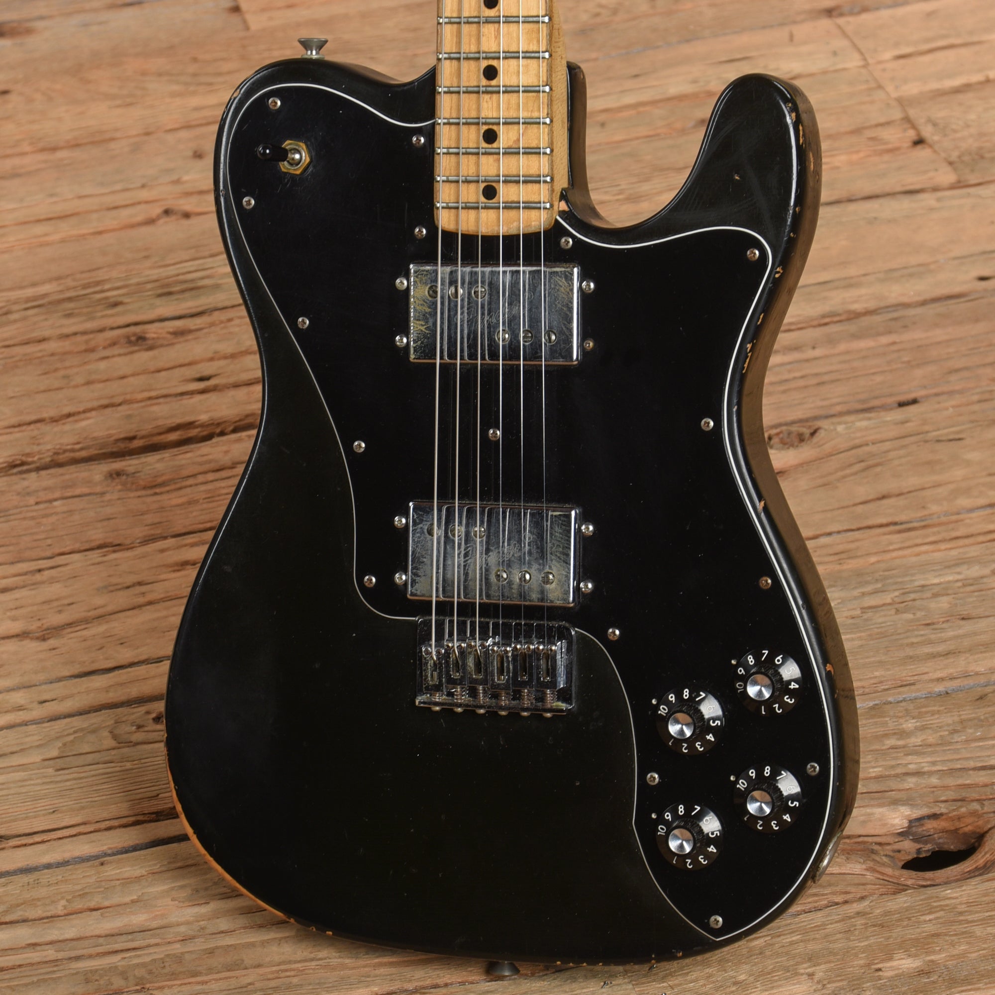 Fender Telecaster Deluxe Black 1975 Electric Guitars / Solid Body