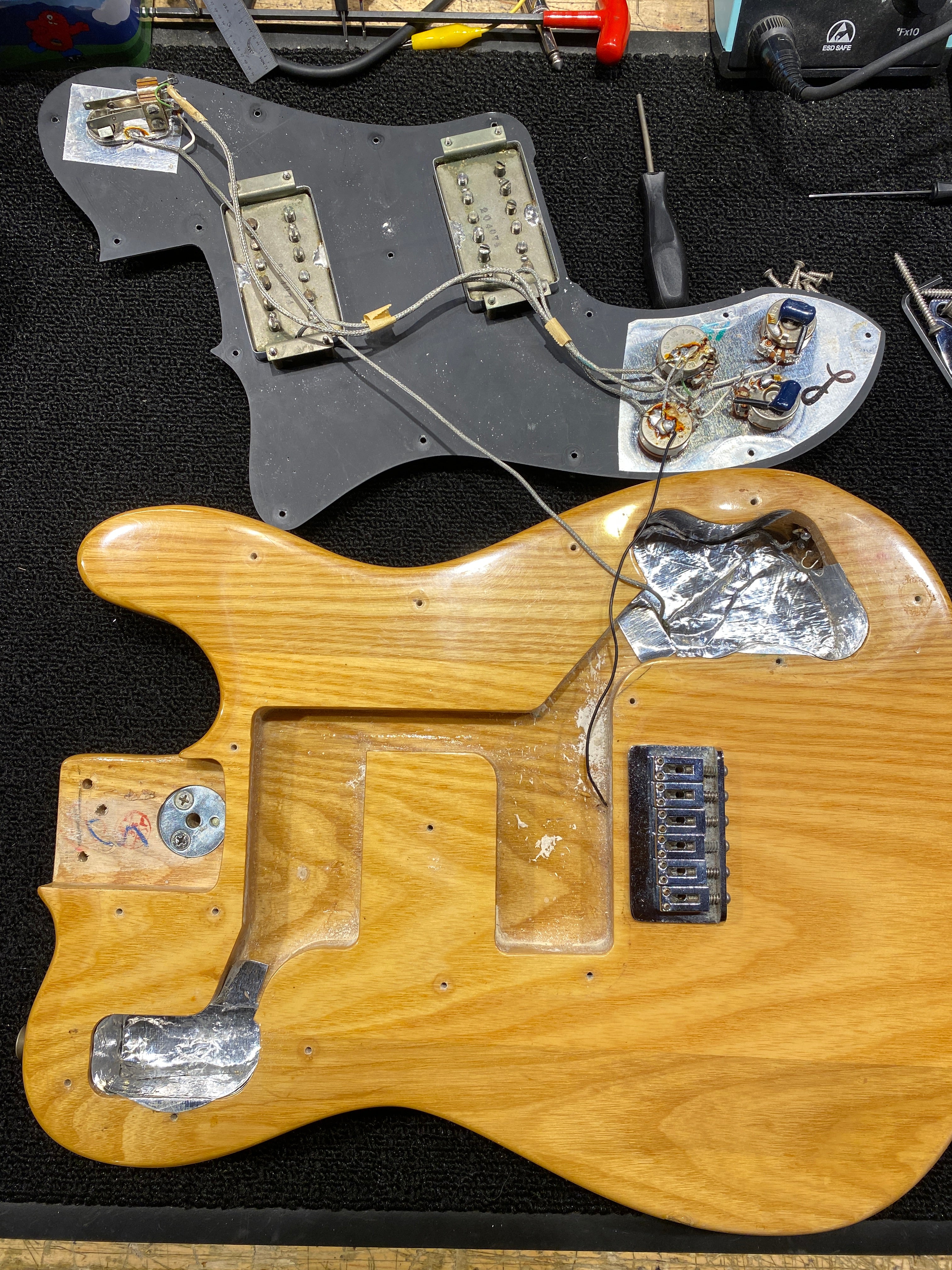 Fender Telecaster Deluxe Natural 1974 Electric Guitars / Solid Body