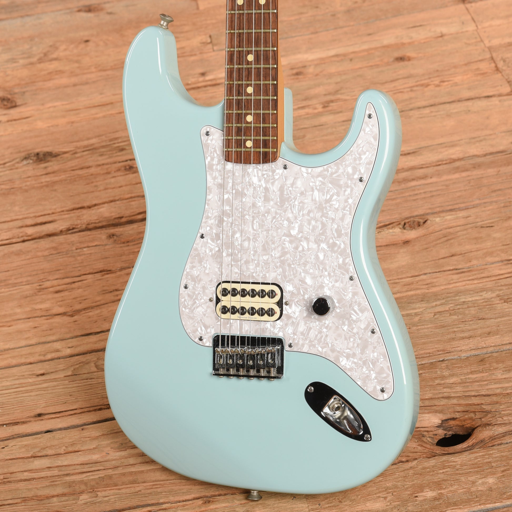 Fender Tom Delonge Stratocaster Daphne Blue 2001 Electric Guitars / Solid Body