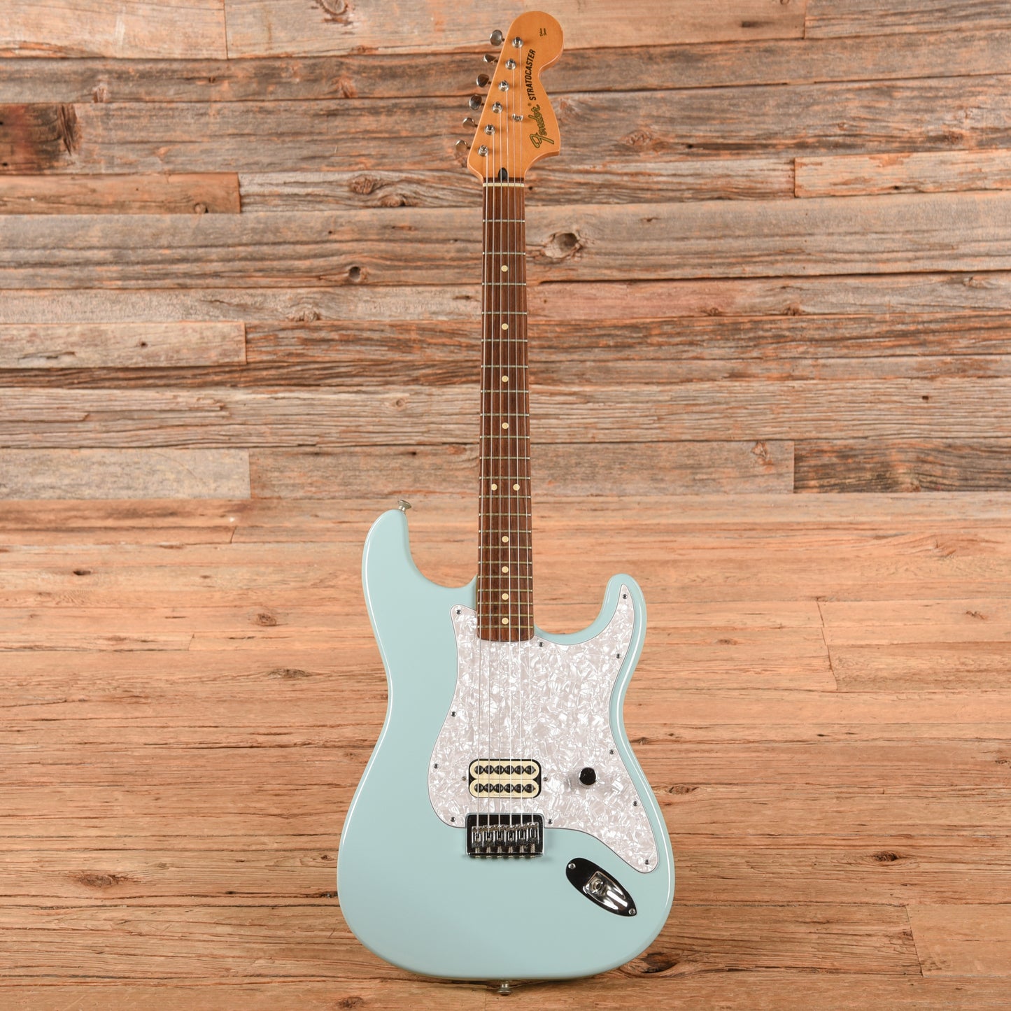 Fender Tom Delonge Stratocaster Daphne Blue 2001 Electric Guitars / Solid Body