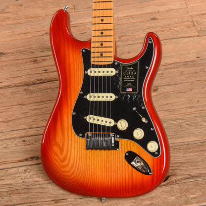 Fender Ultra Luxe Stratocaster Plasma Red Burst 2024 Electric Guitars / Solid Body