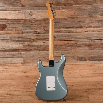 Fender Vintera 60s Straocaster Ice Blue Metallic 2019 Electric Guitars / Solid Body