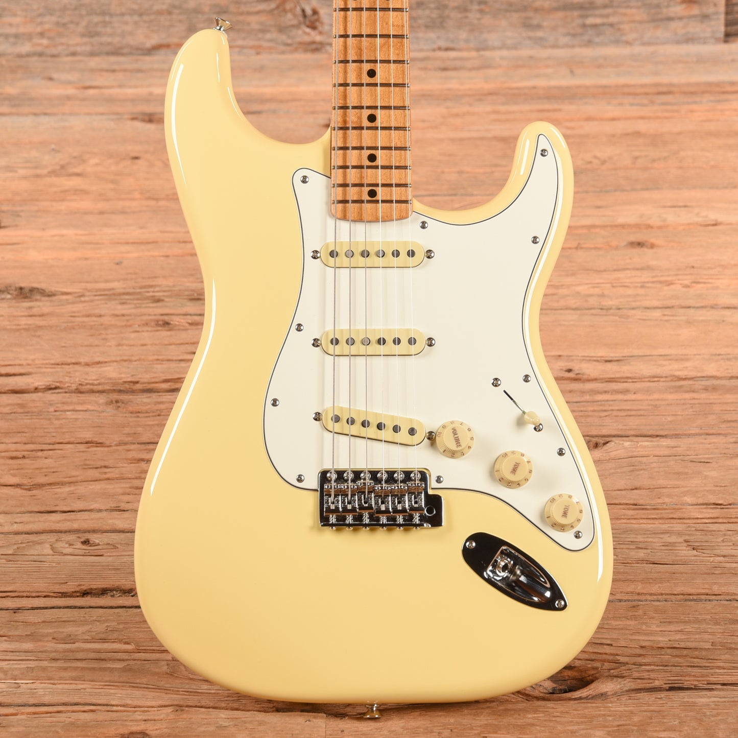 Fender Vintera II '70s Stratocaster Vintage White 2022 Electric Guitars / Solid Body