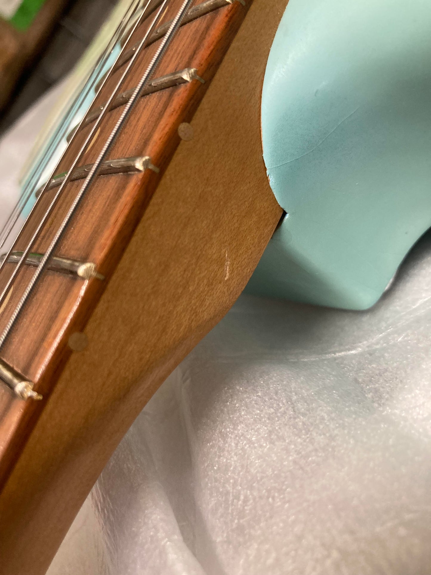Fender Vintera Road Worn '60s Stratocaster Daphne Blue w/Pure Vintage '59 Pickups Electric Guitars / Solid Body