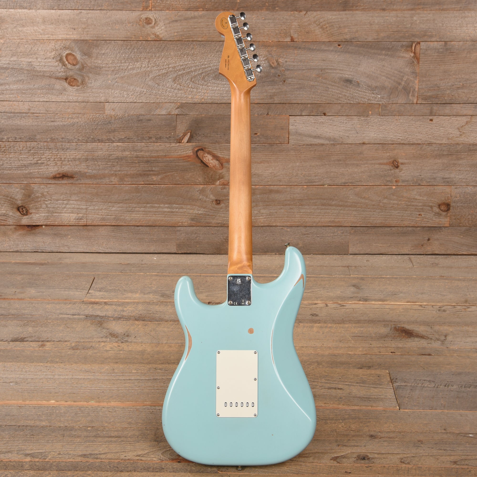Fender Vintera Road Worn '60s Stratocaster Daphne Blue w/Pure Vintage '59 Pickups Electric Guitars / Solid Body