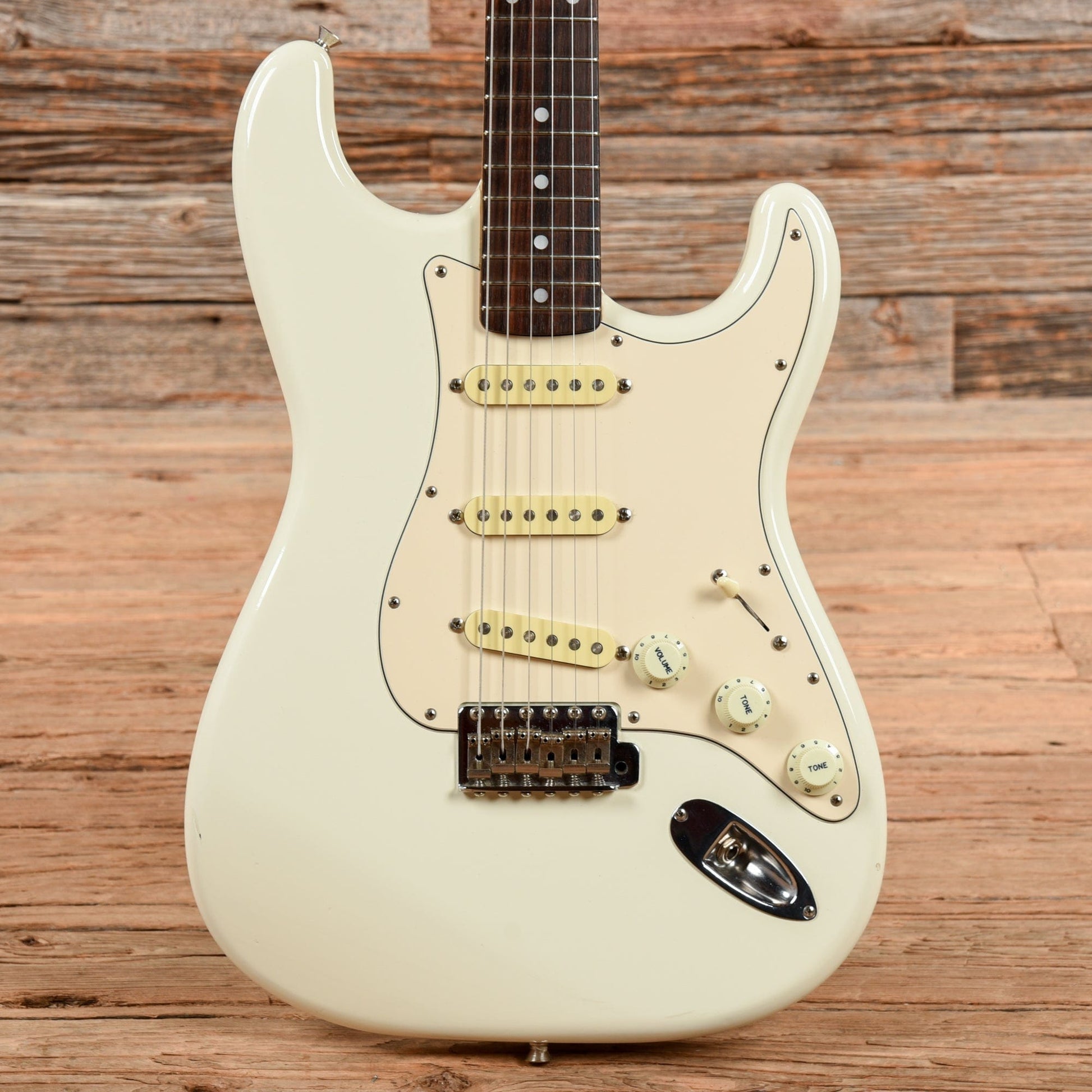 Fender Wayne's World Squier Strat White Electric Guitars / Solid Body