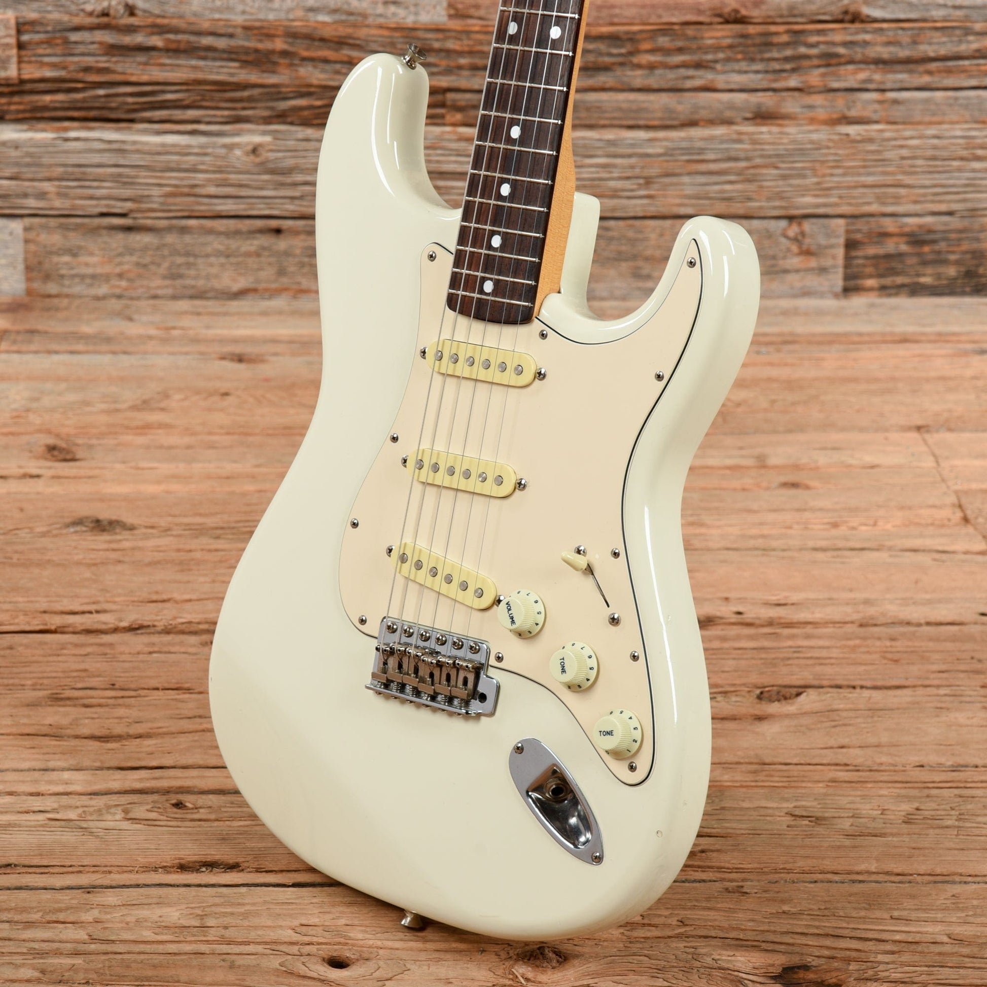 Fender Wayne's World Squier Strat White Electric Guitars / Solid Body