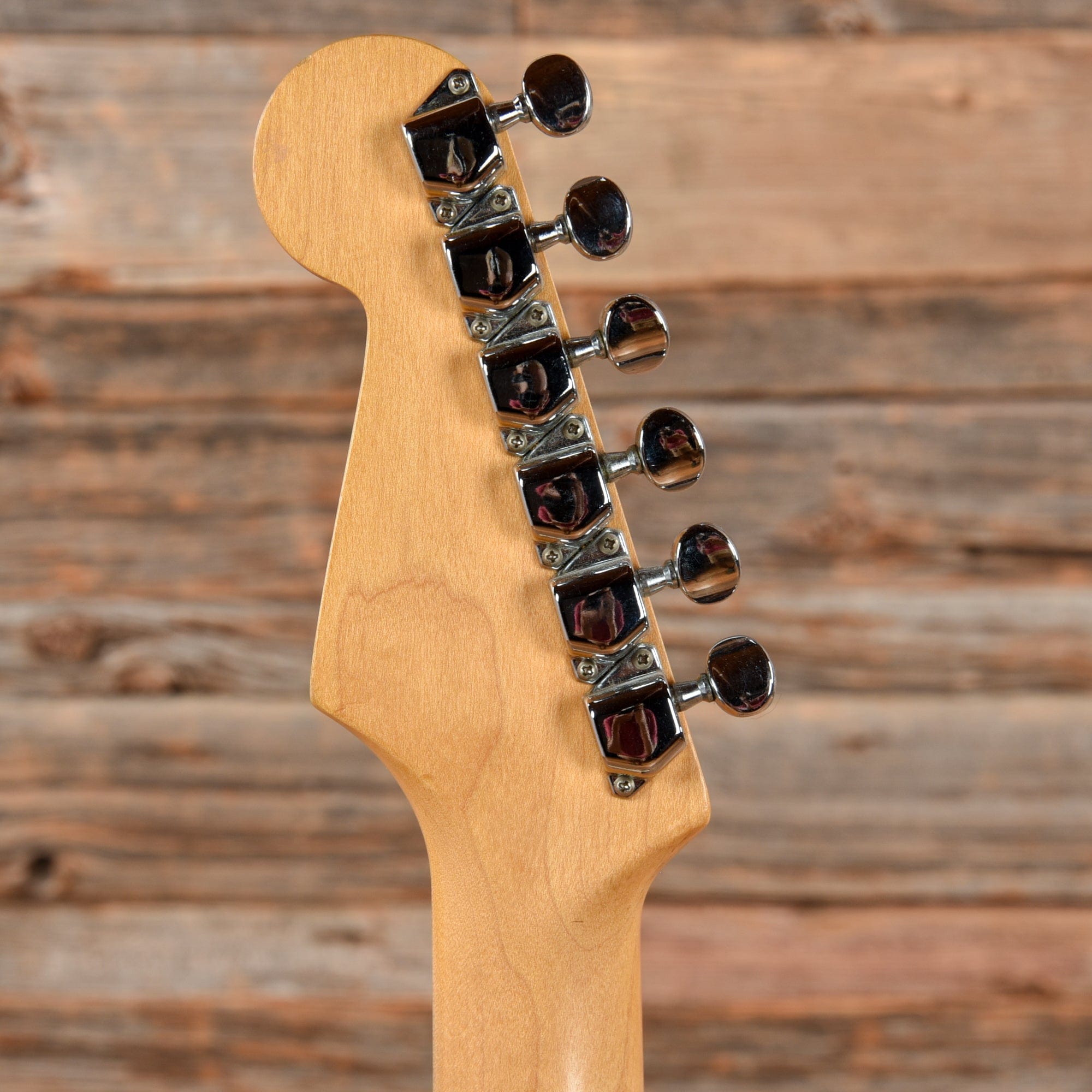 Fender Wayne's World Squier Strat White Electric Guitars / Solid Body