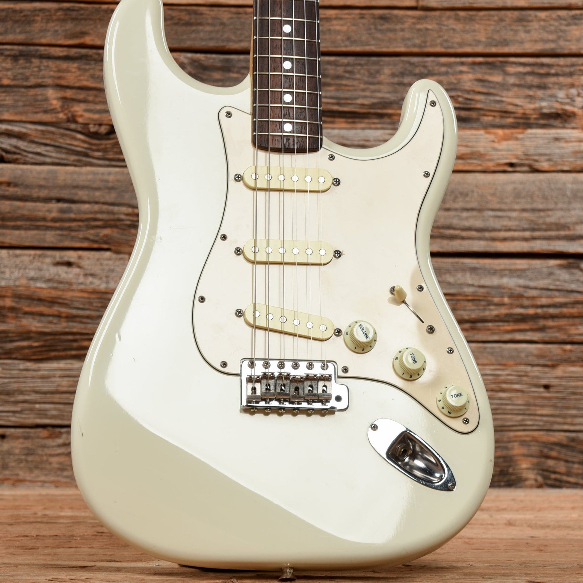Fender Wayne's World Squier Strat White Electric Guitars / Solid Body