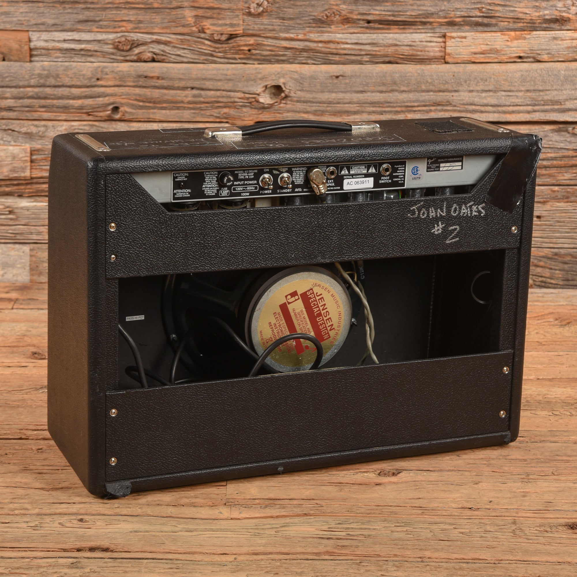 Fender Deluxe Reverb  w/ Road Case  2007